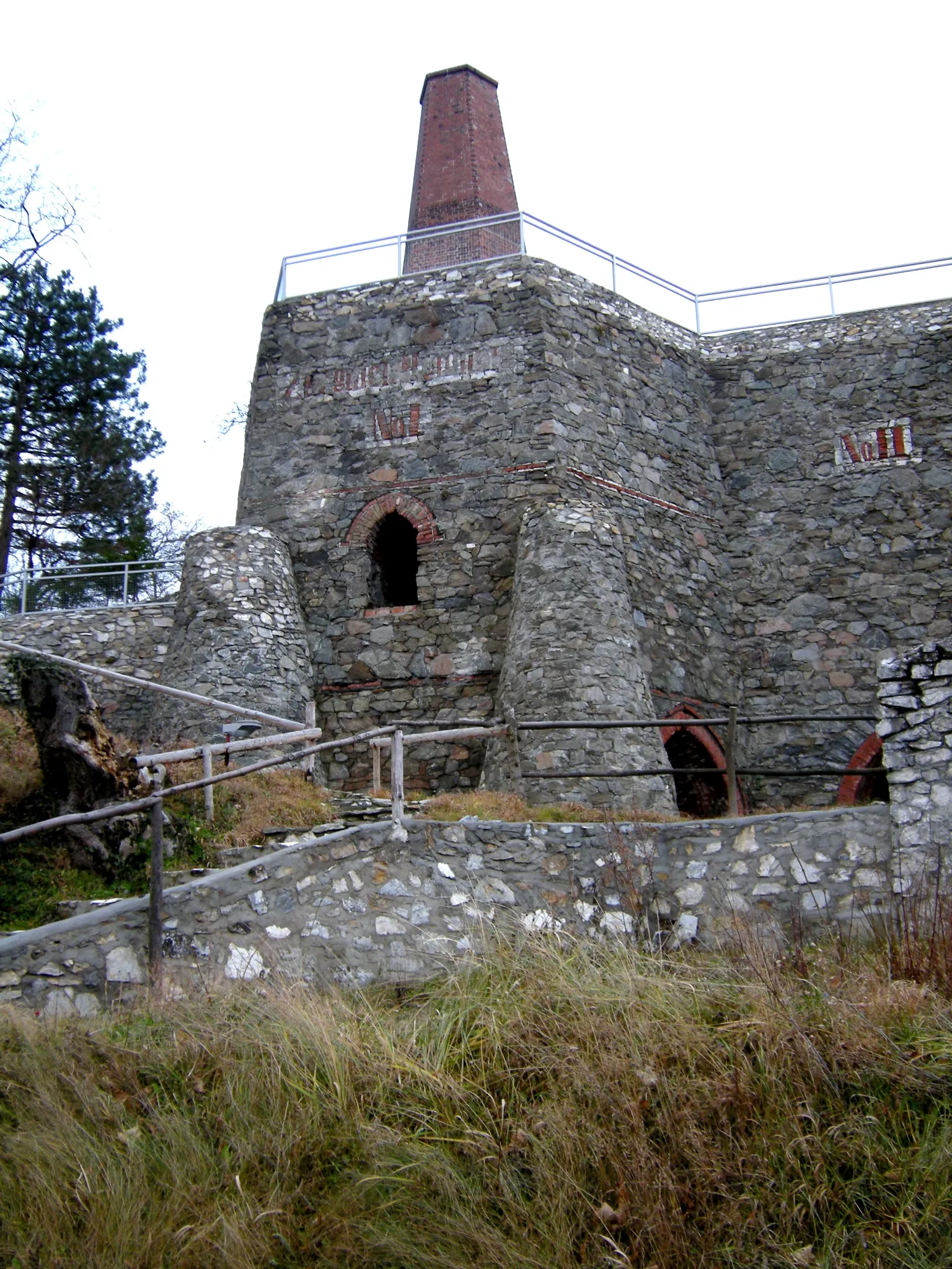 Photo showing: Wapienniki w Złotym Stoku