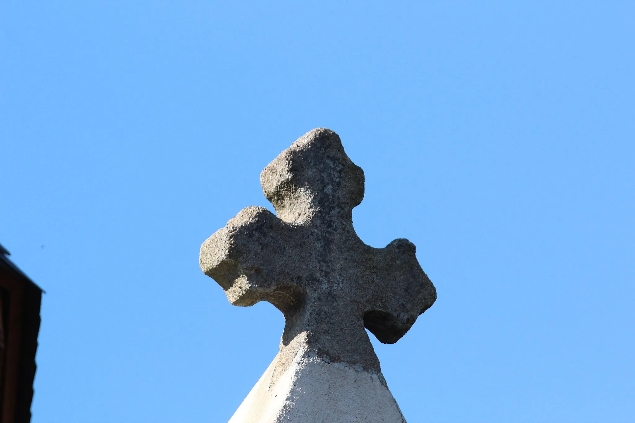 Photo showing: Stone cross in Zebrzydów.