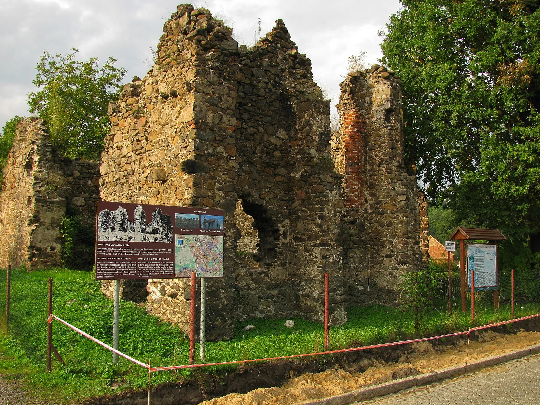 Photo showing: This is a photo of a monument in Poland identified in WLM database by the ID