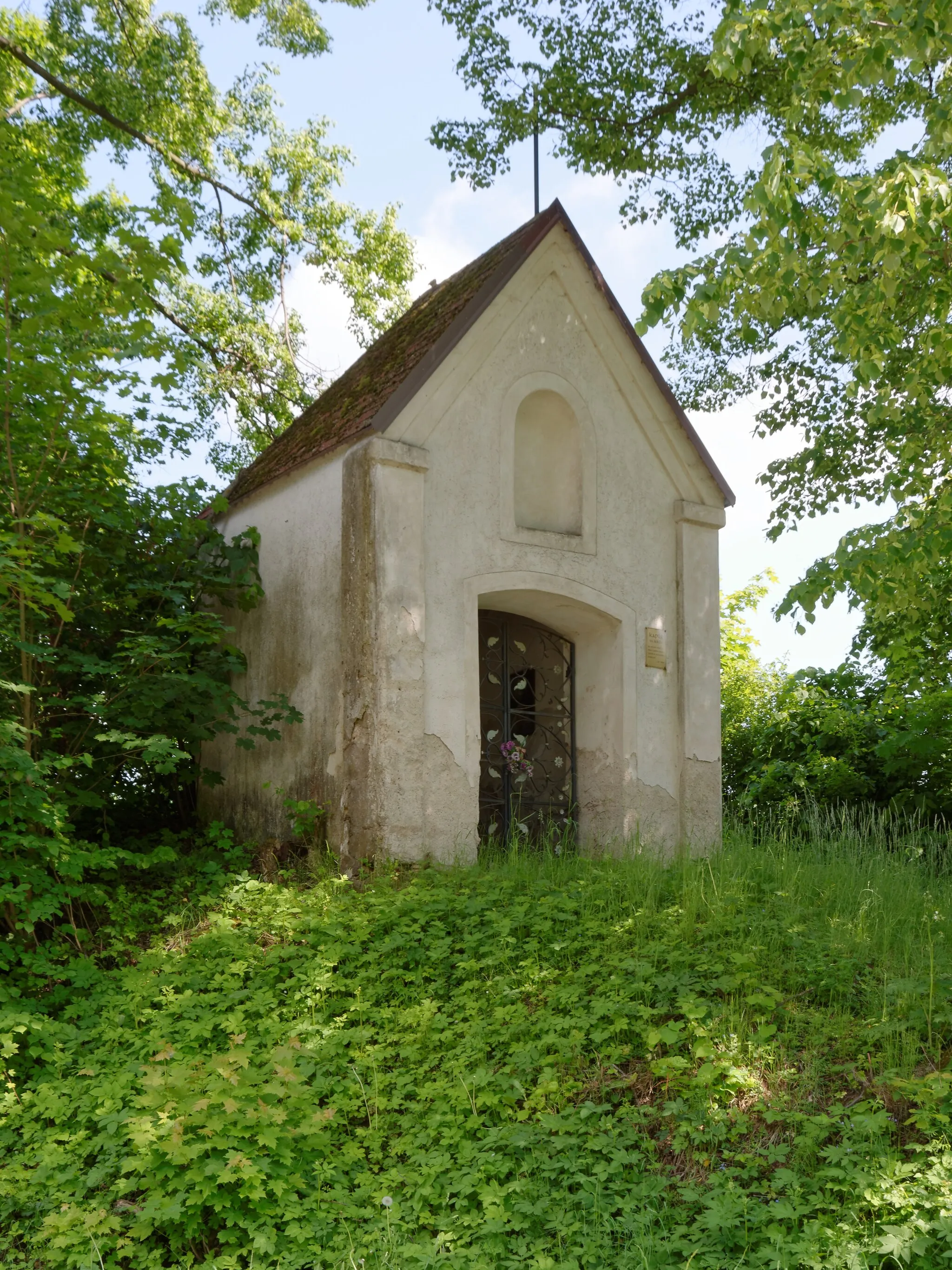 Photo showing: Kaple svatého Kříže v Broumově - Rožmitále.
