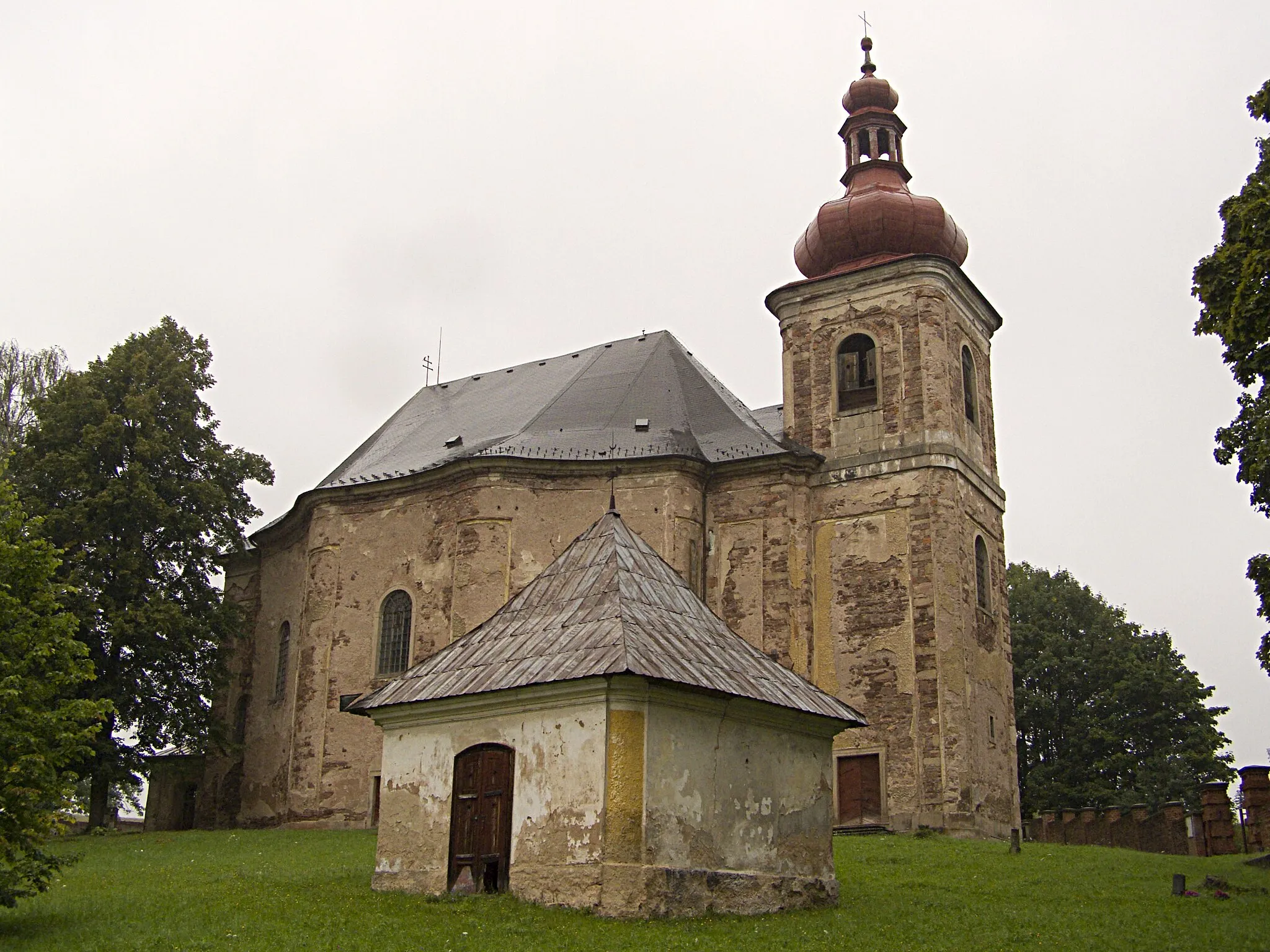 Photo showing: Heřmánkovice, Kostel Všech svatých