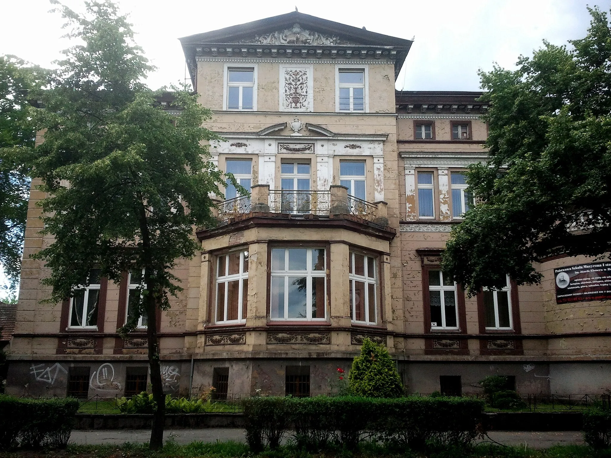 Photo showing: Brzeg, ul. Piastowska 18 - dom, obecnie Państwowa Szkoła Muzyczna (zabytek nr 2217/90 z 10.05.1990)