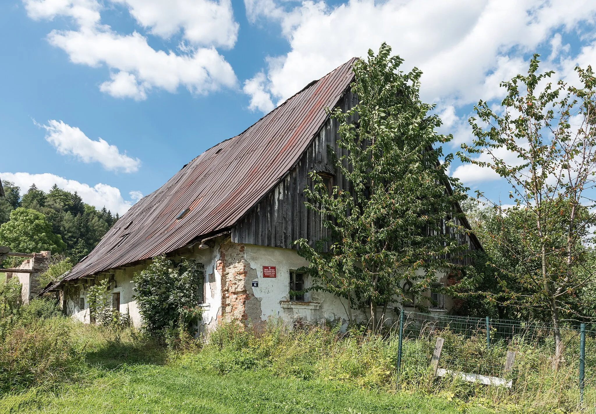 Photo showing: House number 6 in Różanka