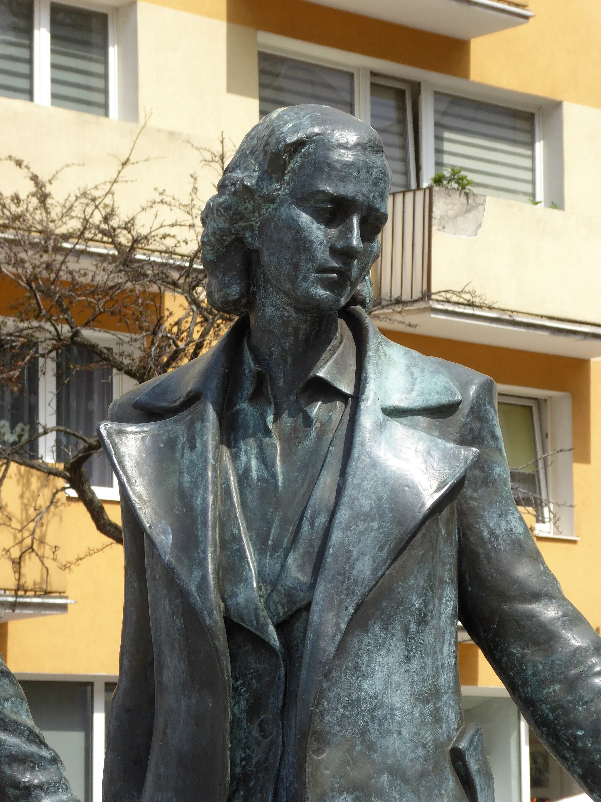 Photo showing: Detail on the Monument Gdynianom Wysiedlonym in Gdynia.