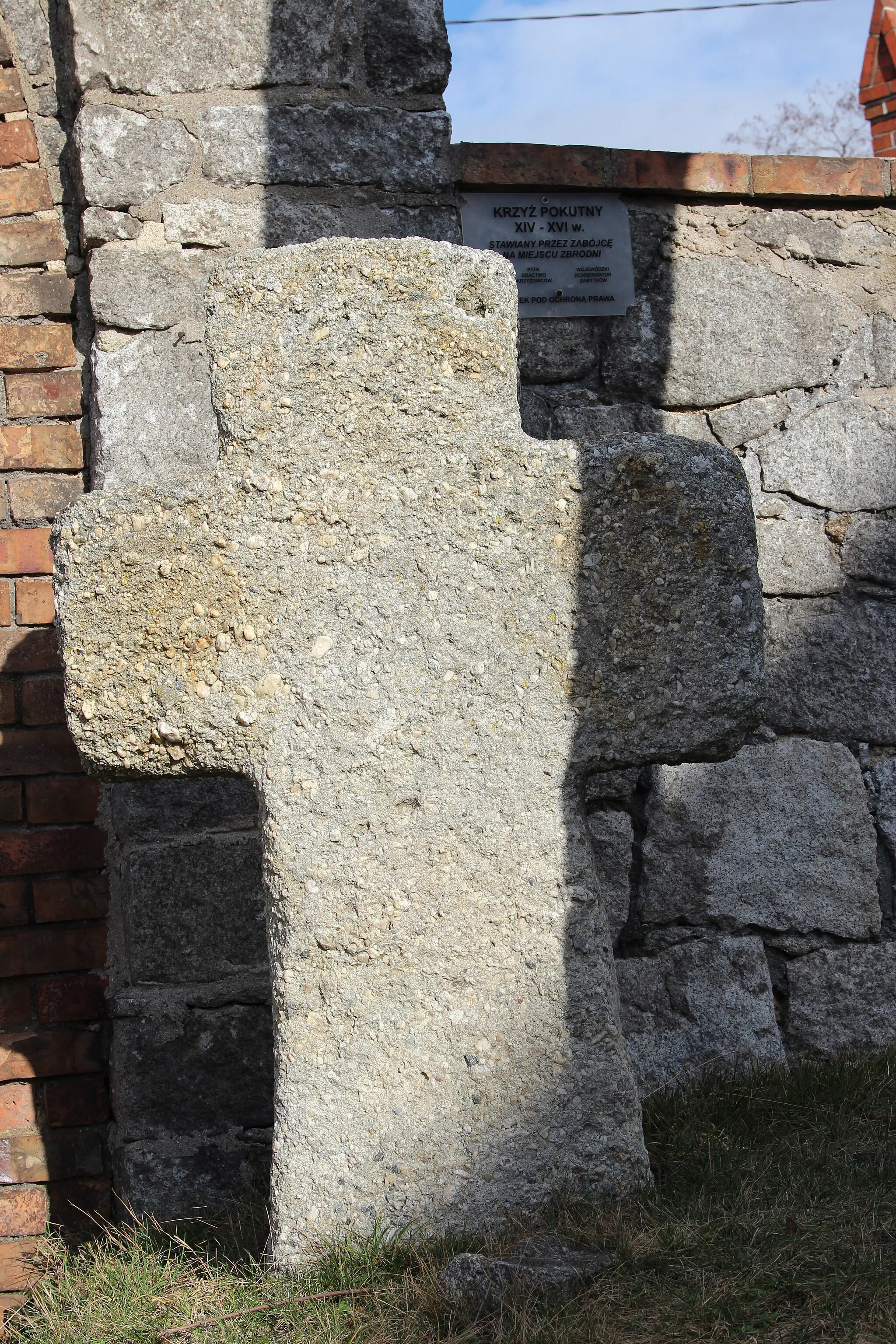 Photo showing: Stone cross in Pielaszkowice