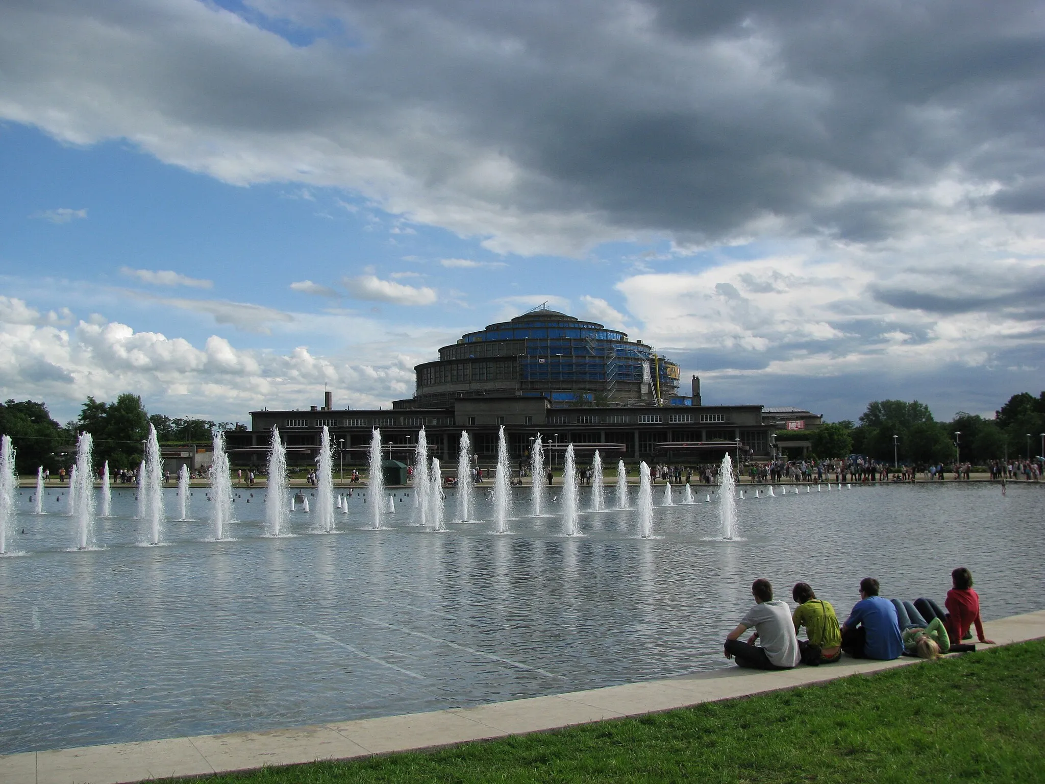 Photo showing: multimedialna fontanna pod Halą Stulecia