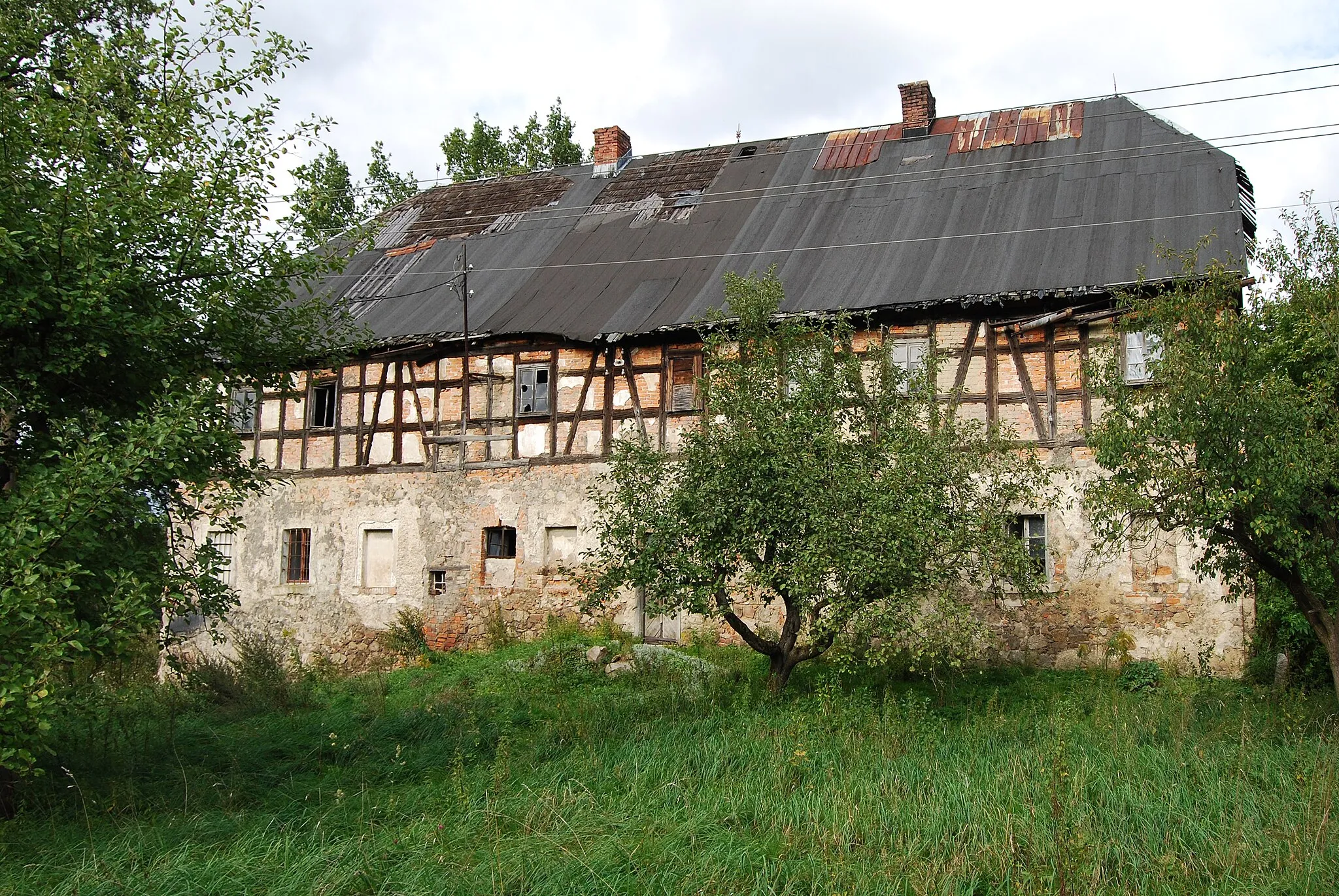 Photo showing: Dom mieszkalny, d. gospoda i siedziba sądu i starostwa w Głębocku (zabytek nr rejestr. 838/J z 15.06.84)