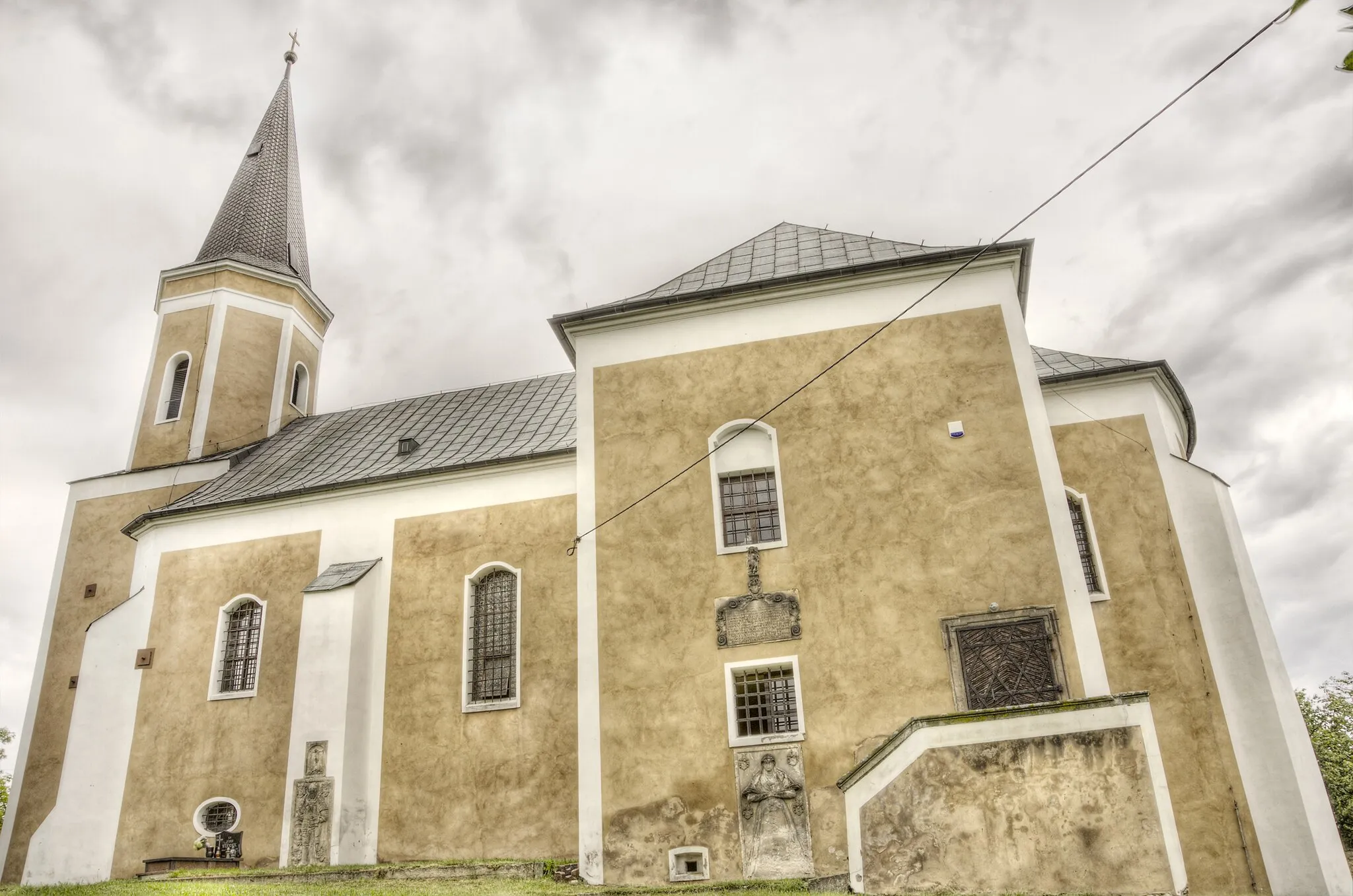 Photo showing: Uciechów - kościół filialny p.w. św. Bartłomieja (zabytek nr A/1690/894)