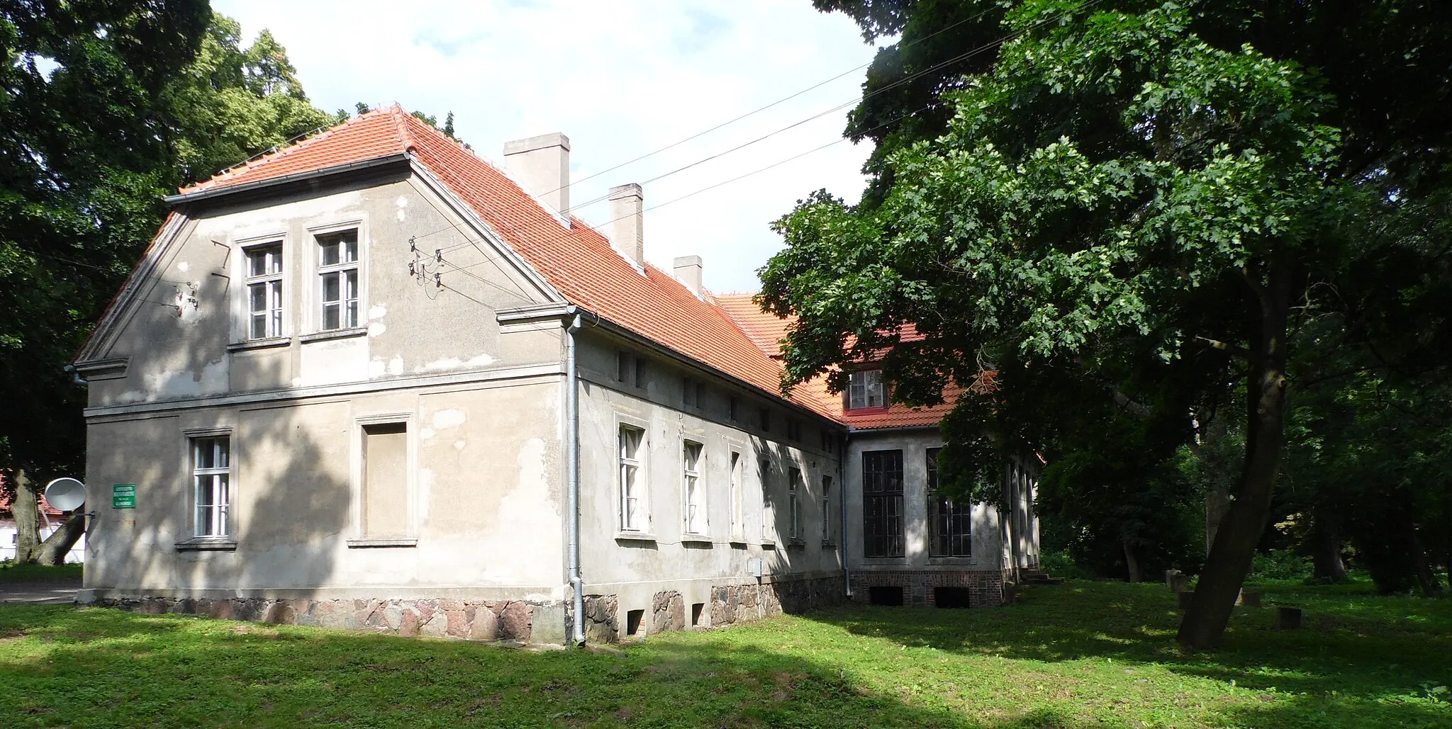 Photo showing: Mansion of the nineteenth / twentieth century (p. pd. - West.) Klonowiec / Region Lipno / Leszno district / province. Greater Poland / Poland