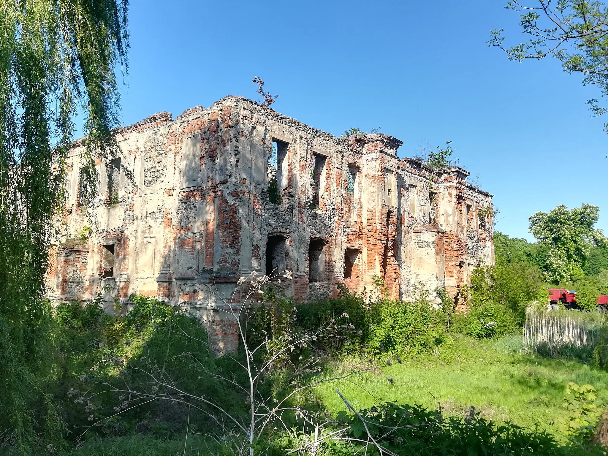 Photo showing: Pałac - Łażany.