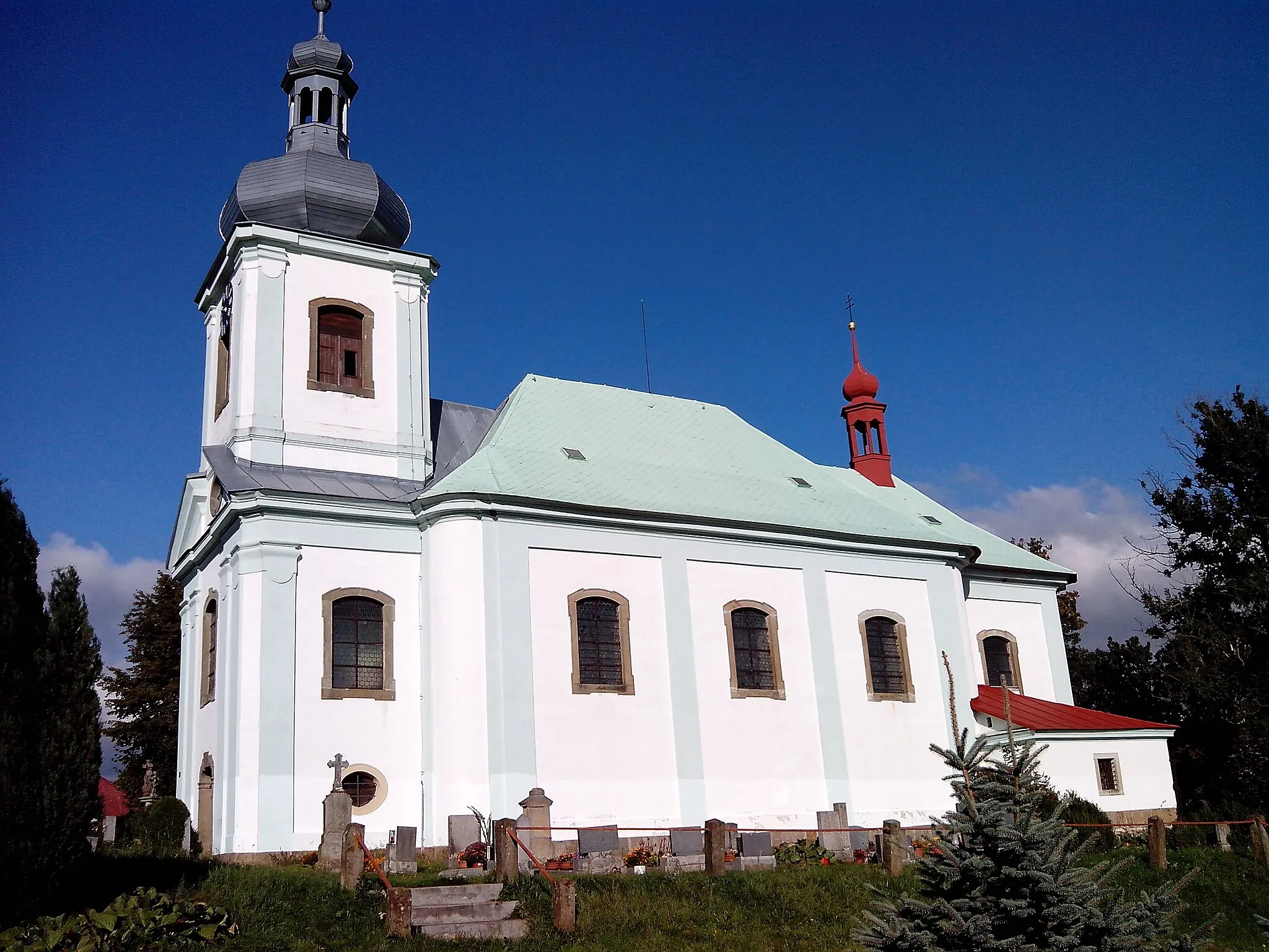 Photo showing: Uhřínov - kostel sv. Vavřince