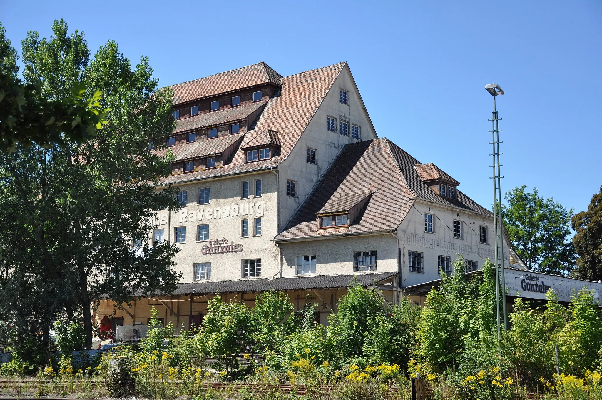 Photo showing: Ravensburg, Raiffeisen-Lagerhaus am Bahnhof