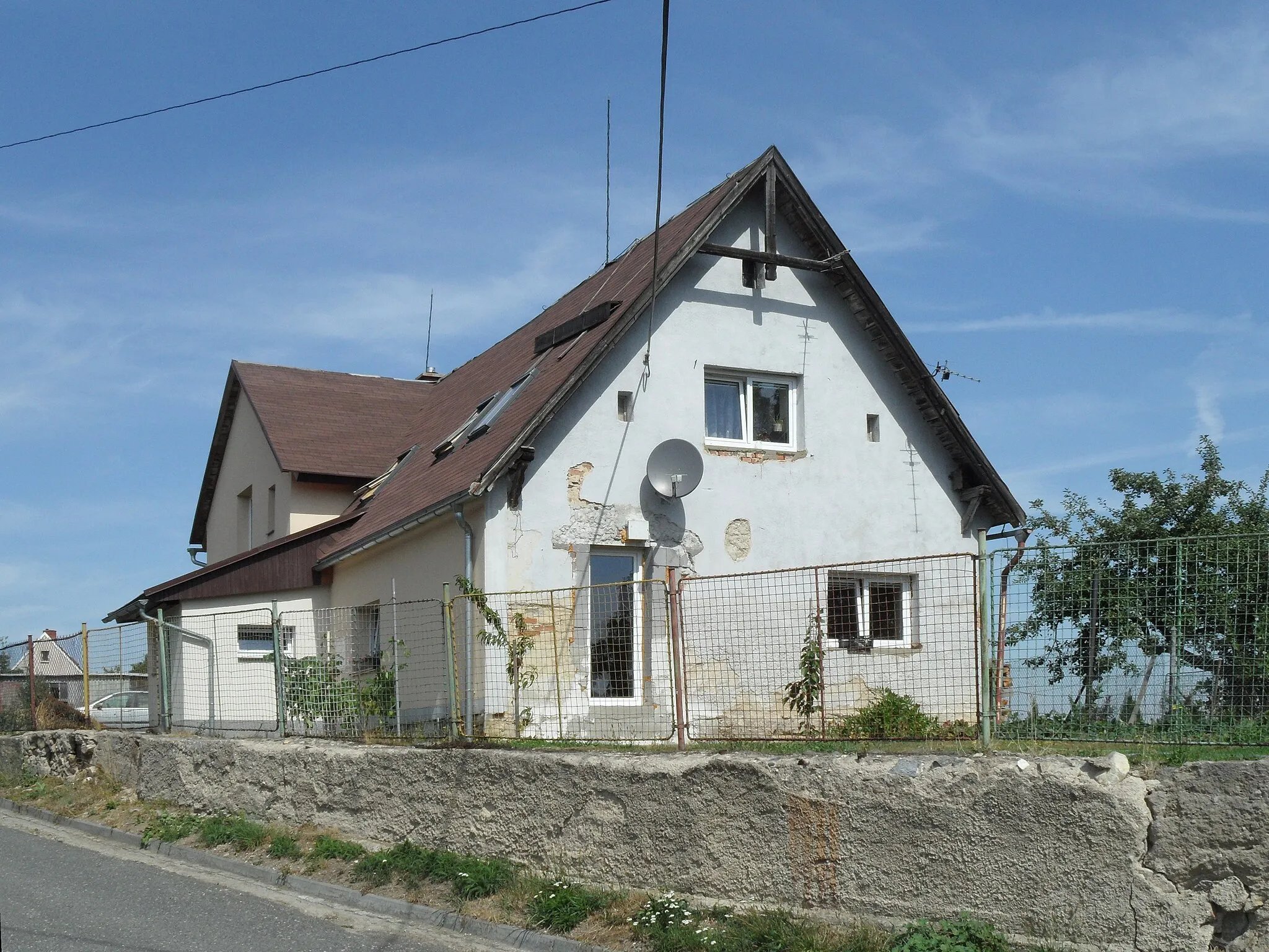 Photo showing: Skorošice J. Old House. Jeseník District, the Czech Republic.