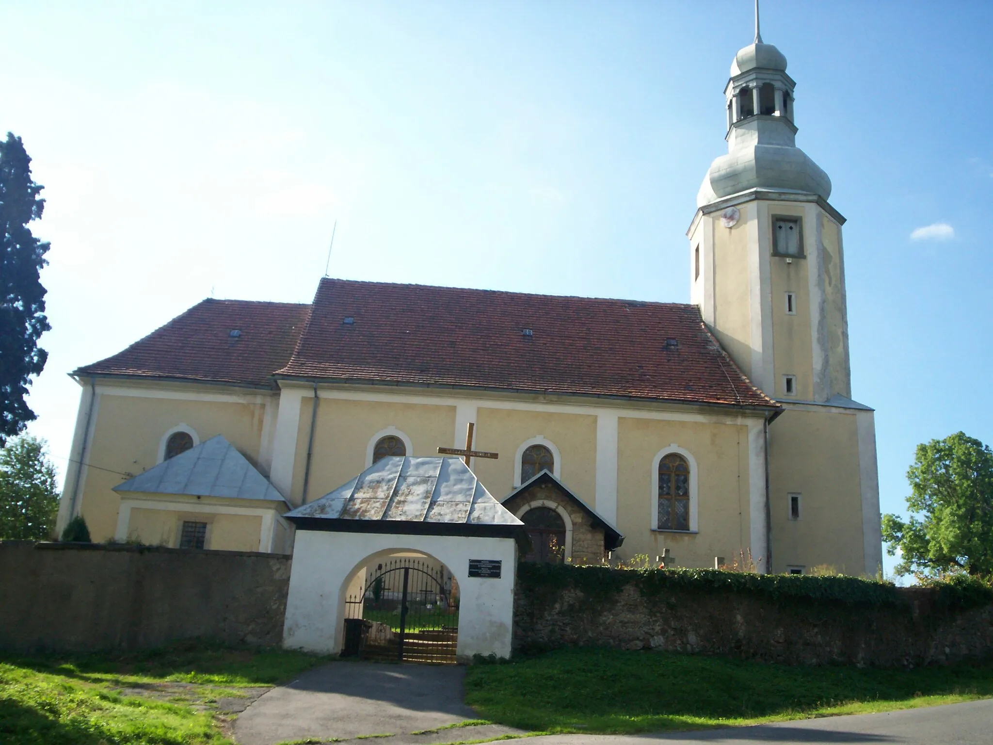 Photo showing: Popielówek, kościół pw. św. Katarzyny Aleksandryjskiej.