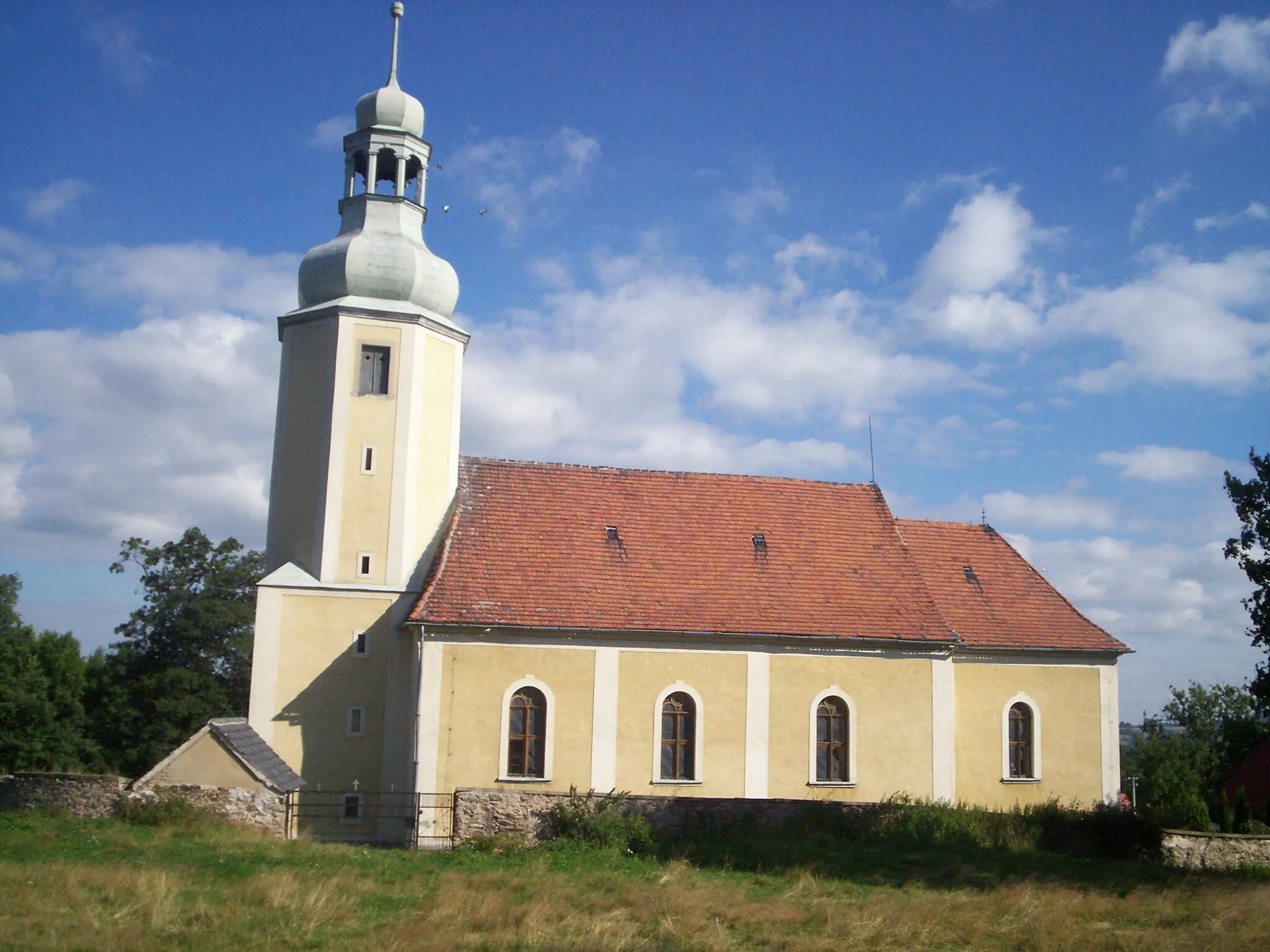 Photo showing: Popielówek, kościół pw. św. Katarzyny Aleksandryjskiej.