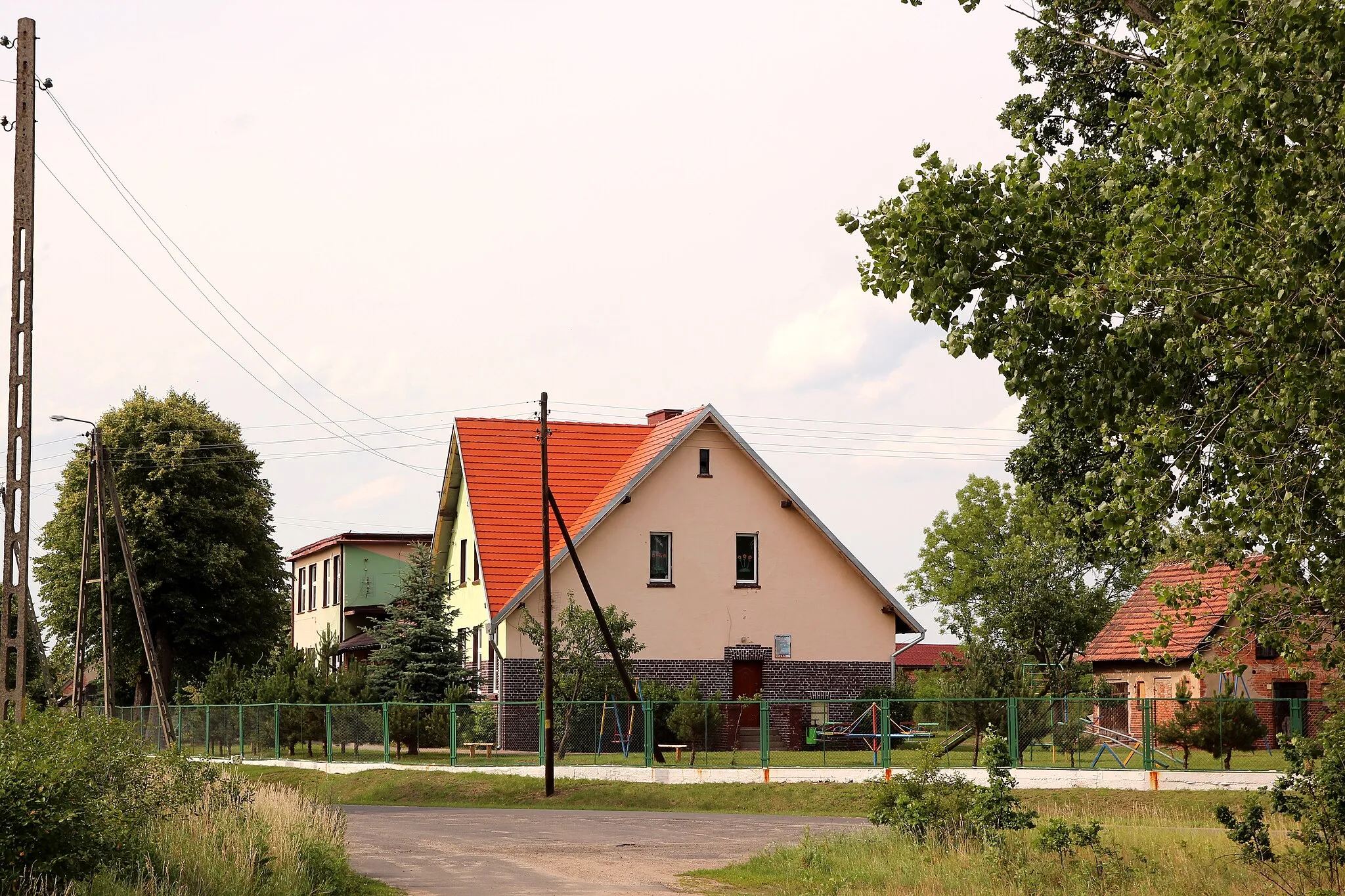 Photo showing: Szkoła w Orzeszkowie