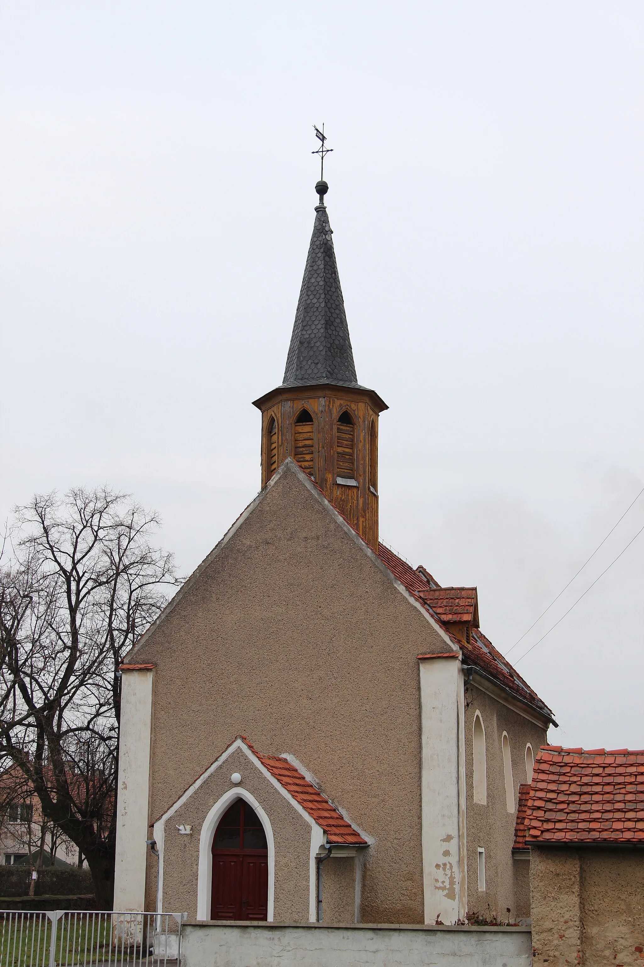 Photo showing: Saint James church in Ujów