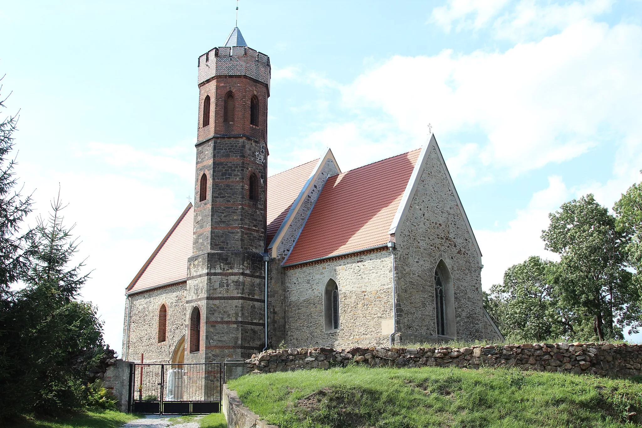 Photo showing: Saint Joseph church in Pożarzysko