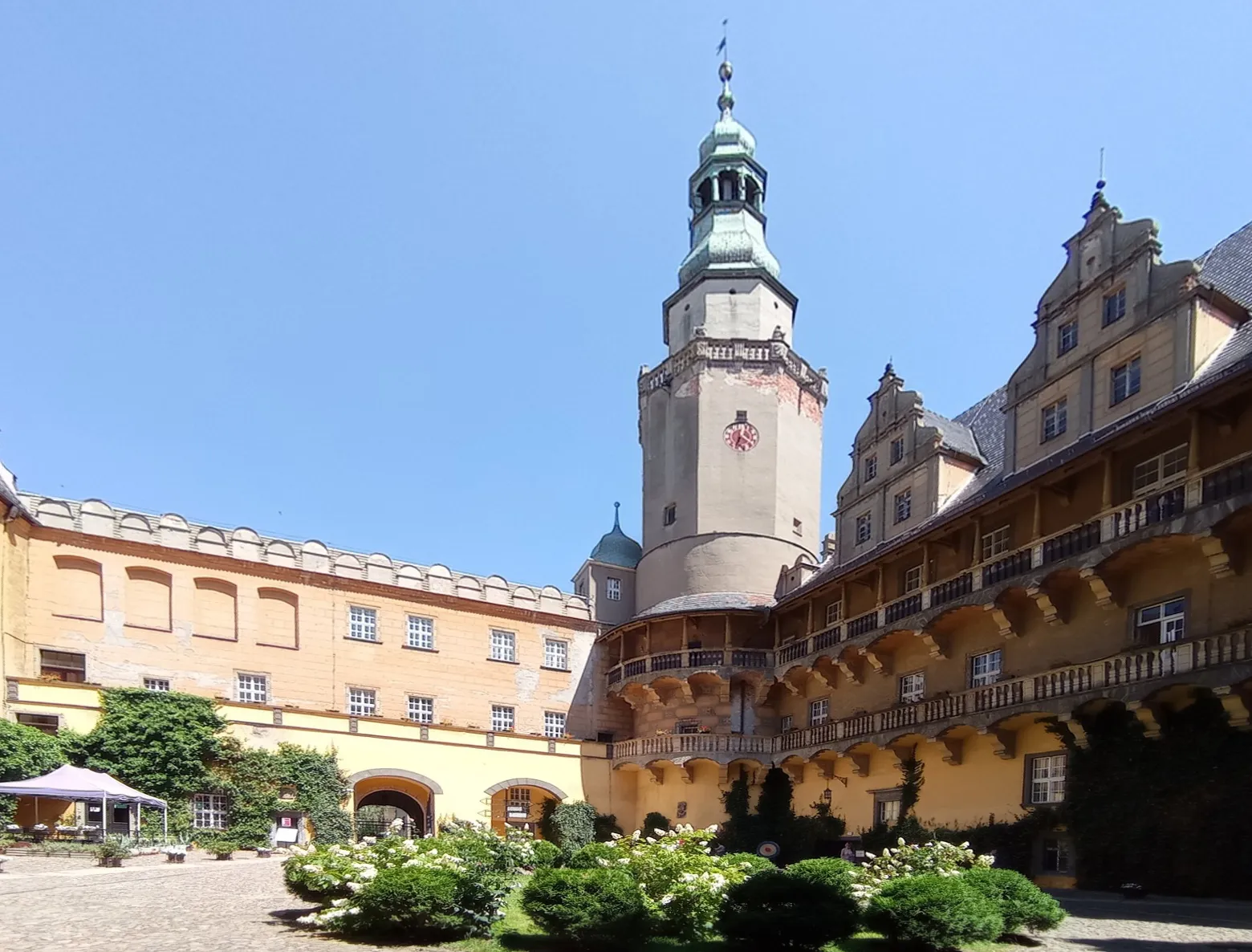 Photo showing: Oleśnica. Zamek