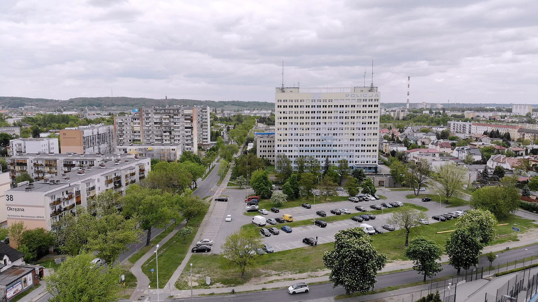 Photo showing: Włocławek - ul. Okrężna/ul. Leśna, widoczny gmach Komendy Miejkiej Policji (2020 r.)