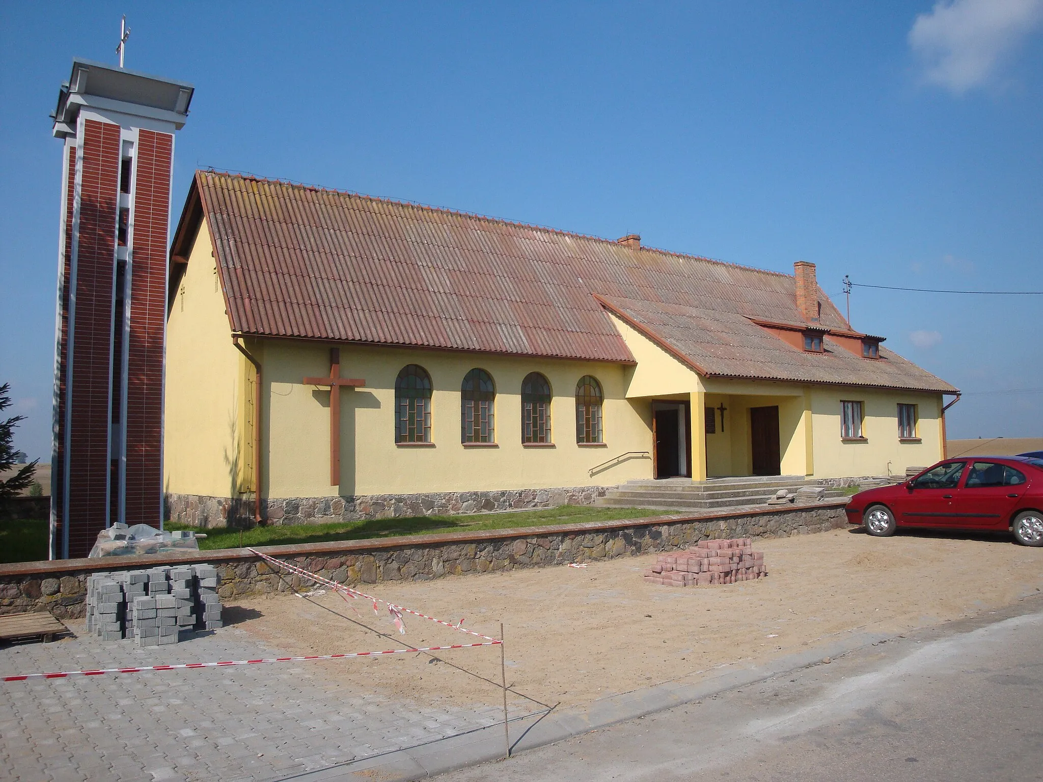 Photo showing: Church in Bartlewo, Kuyavian-Pomeranian Voivodeship, Poland
