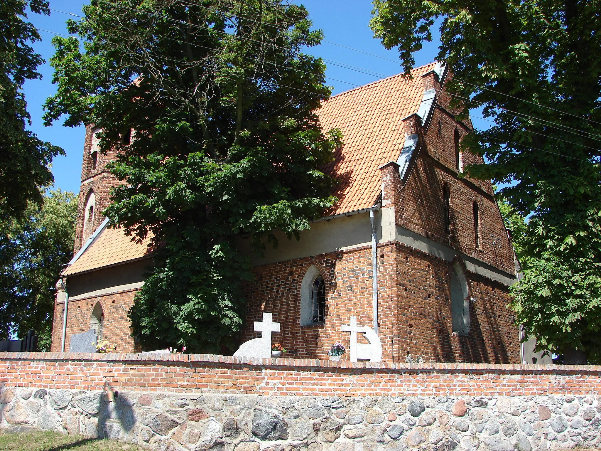 Photo showing: Kurkocin, Gmina Dębowa Łąka, church of St. Bartholomew, XIV century