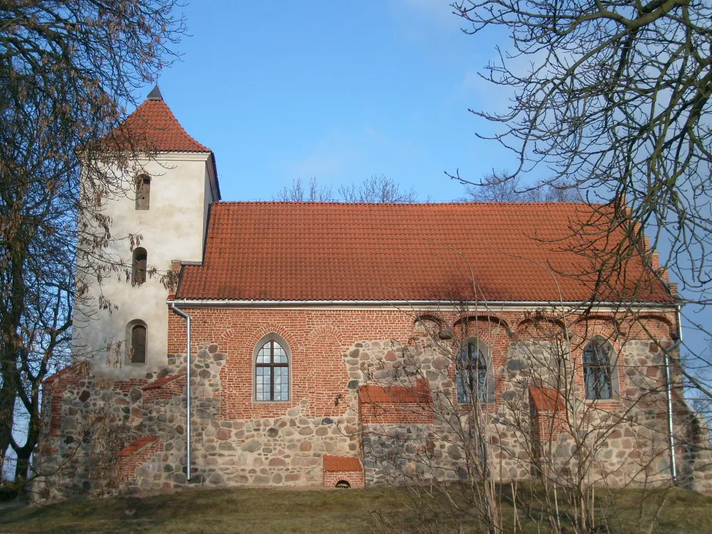 Photo showing: The church in Ryńsk, Poland.