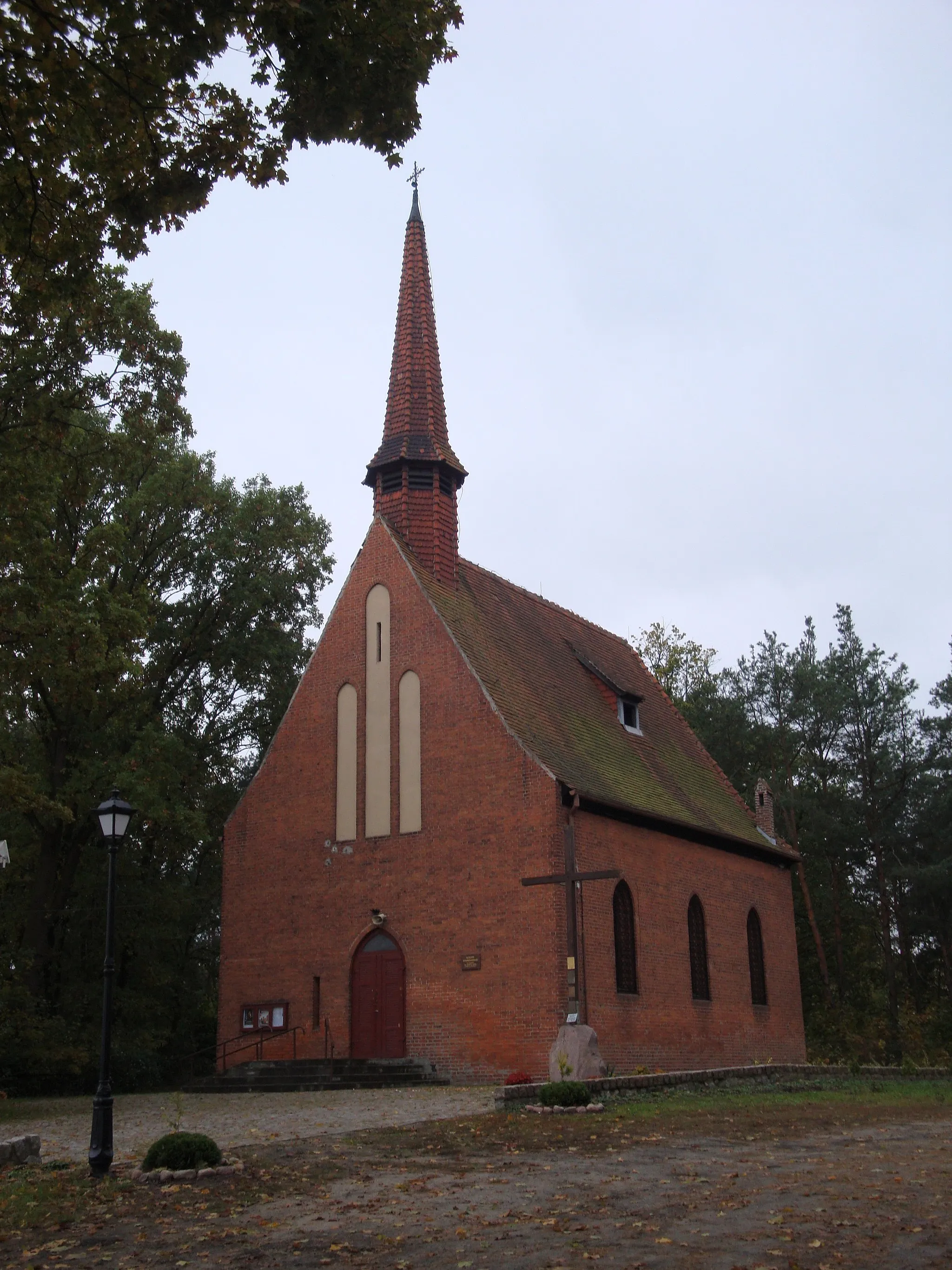 Photo showing: Parroch church of St. Andrzej Bobola in Pieńki Królewskie, near Grudziądz, Poland