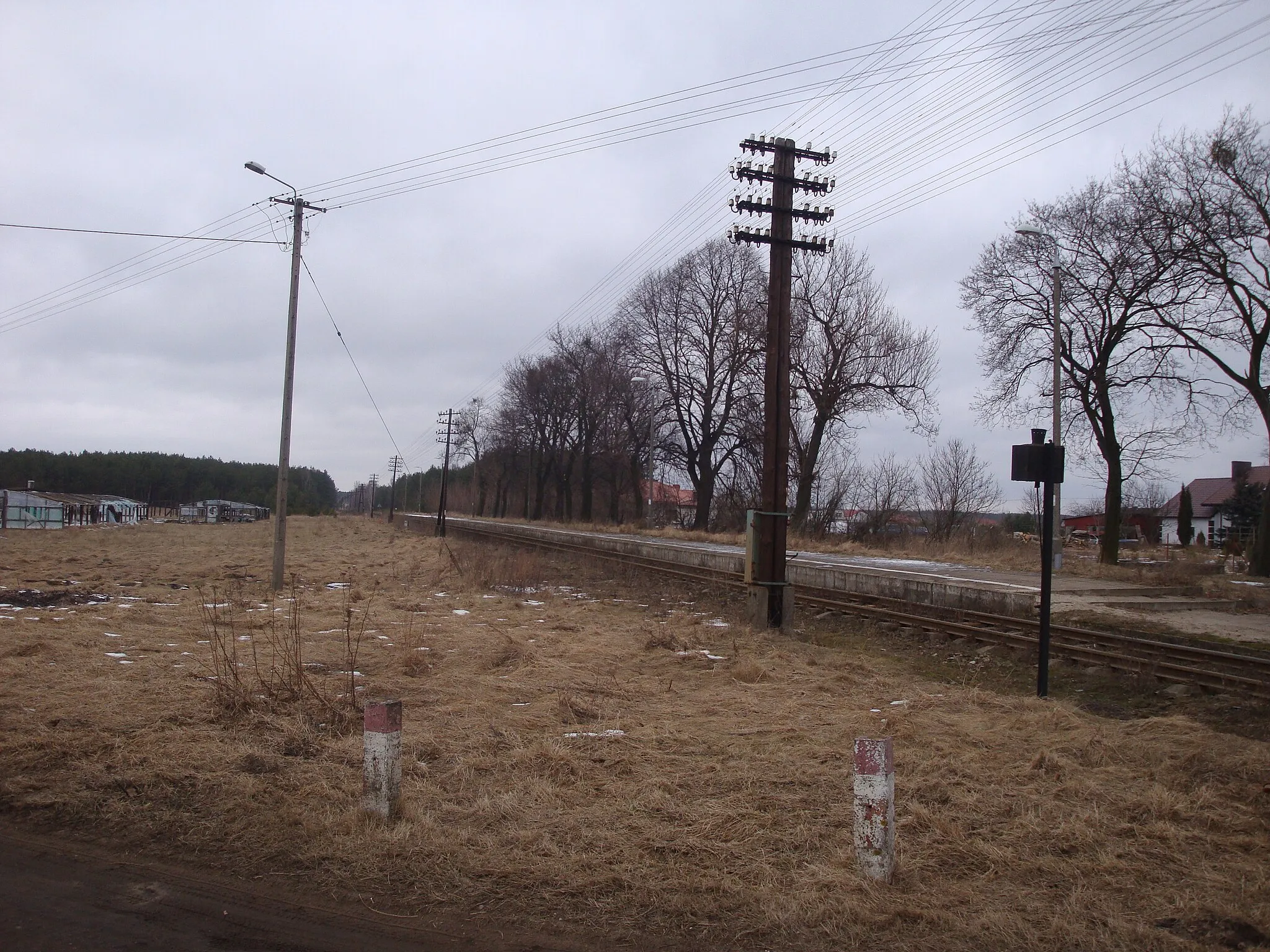 Photo showing: rain stop in Wałdowo Szlacheckie, Poland