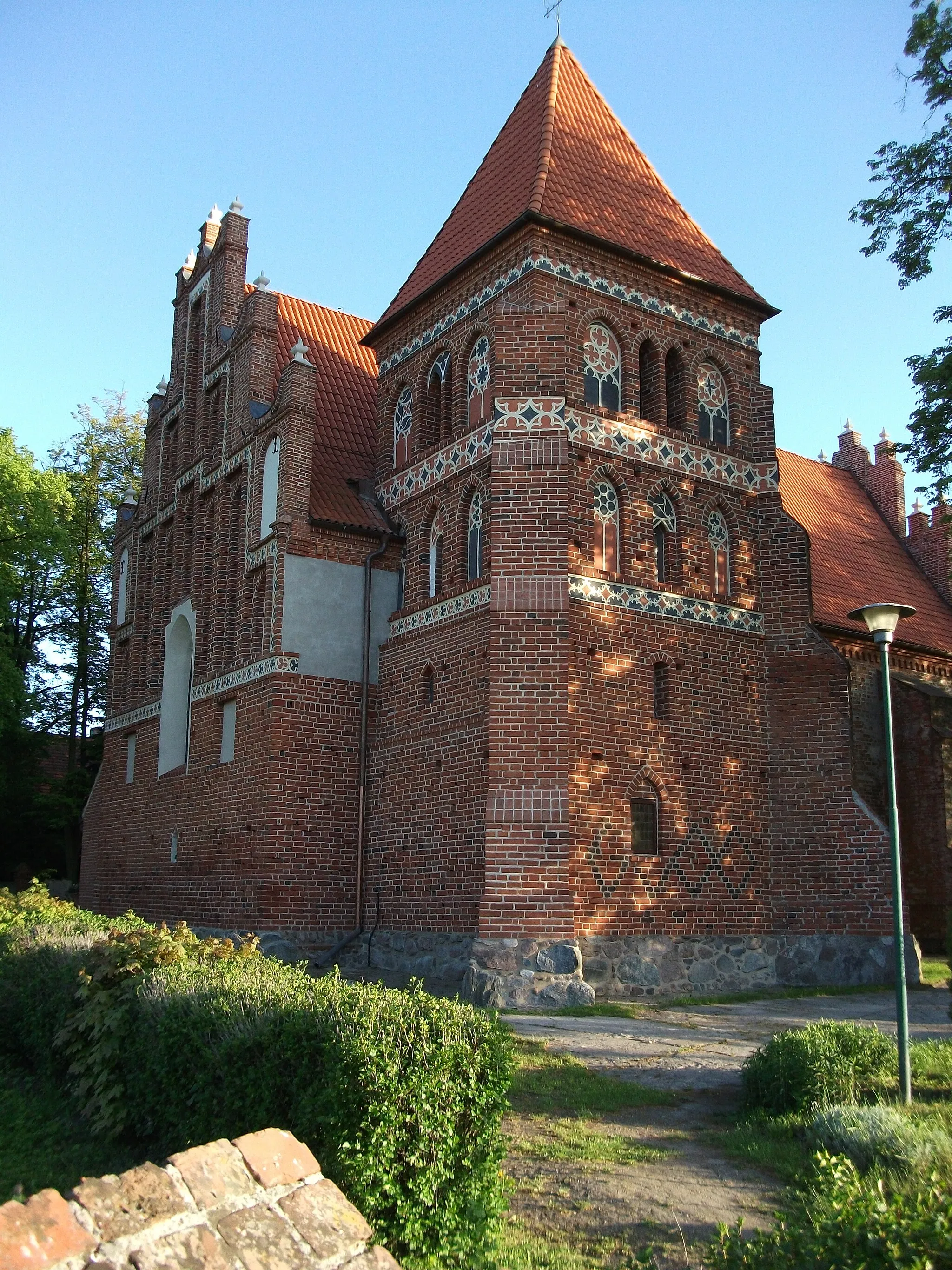 Photo showing: Church in Okonnin, Poland
