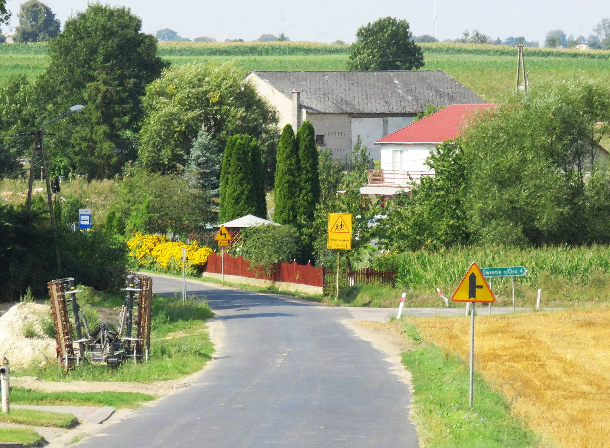 Photo showing: Kitnówko, centrum wsi