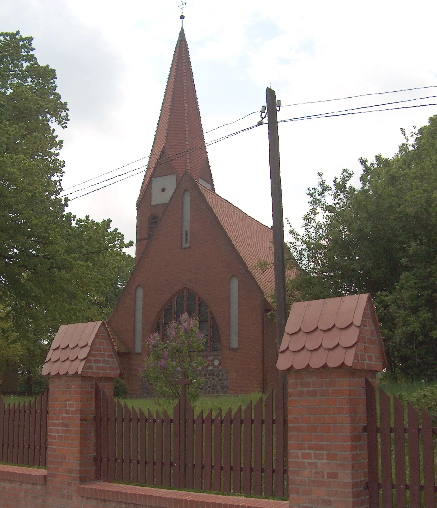 Photo showing: Otłoczyn - Kościół NSPJ (poprotestancki) rok budowy 1905 (zabytek nr rejestr. A/478)