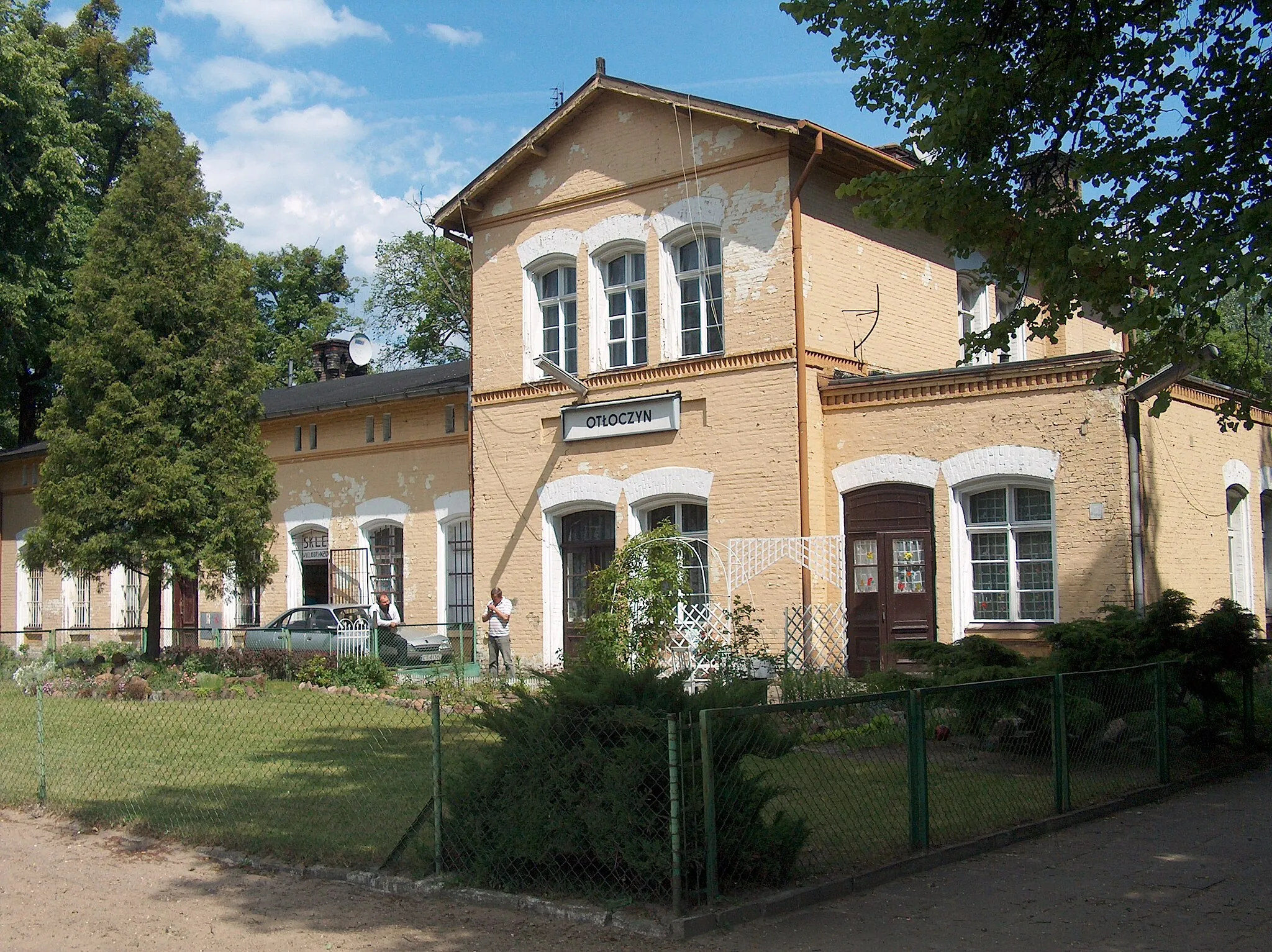 Photo showing: Otłoczyn (stacja kolejowa)