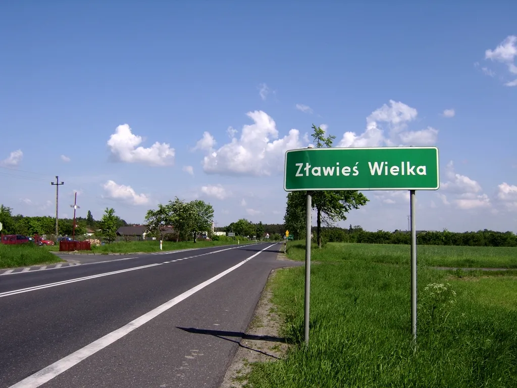 Photo showing: Wieś Zławieś Wielka