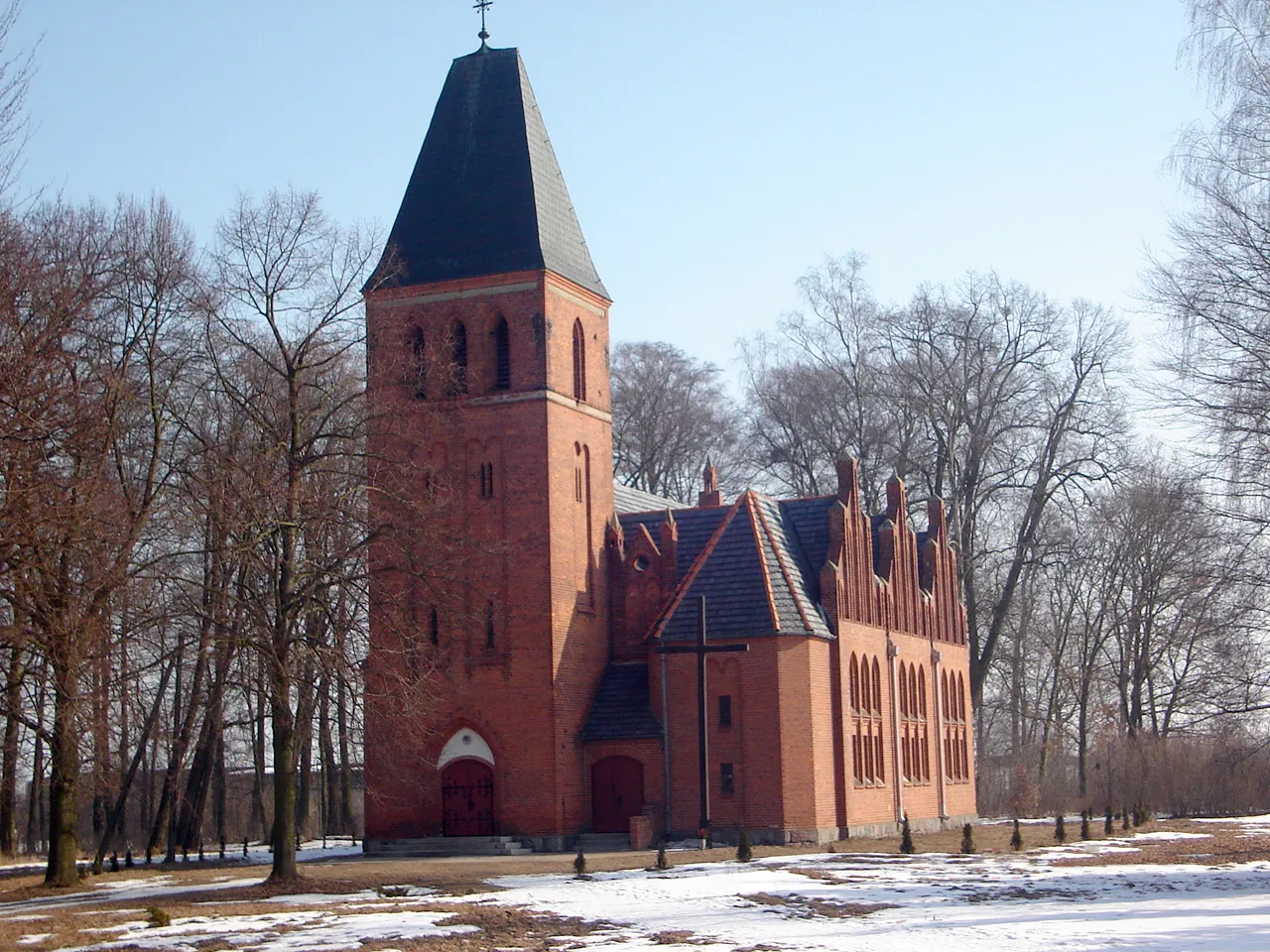 Photo showing: Włościbórz - rzymskokatolicki kościół filialny pw. św. Józefa i Kazimierza.