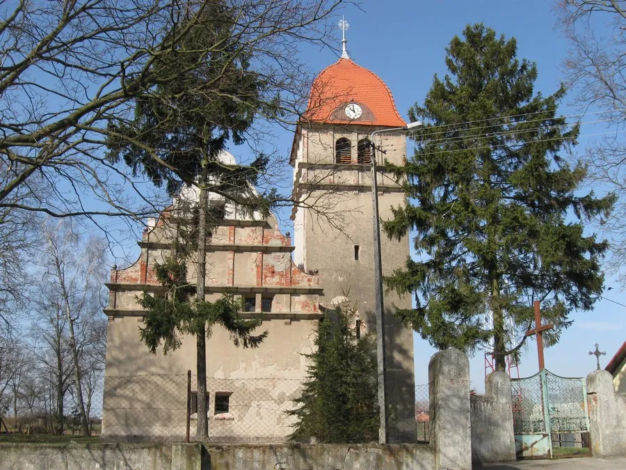 Photo showing: Kościół p.w. Podwyższenia Krzyża w Wałdowie (zabytek nr rejestr. A/832)