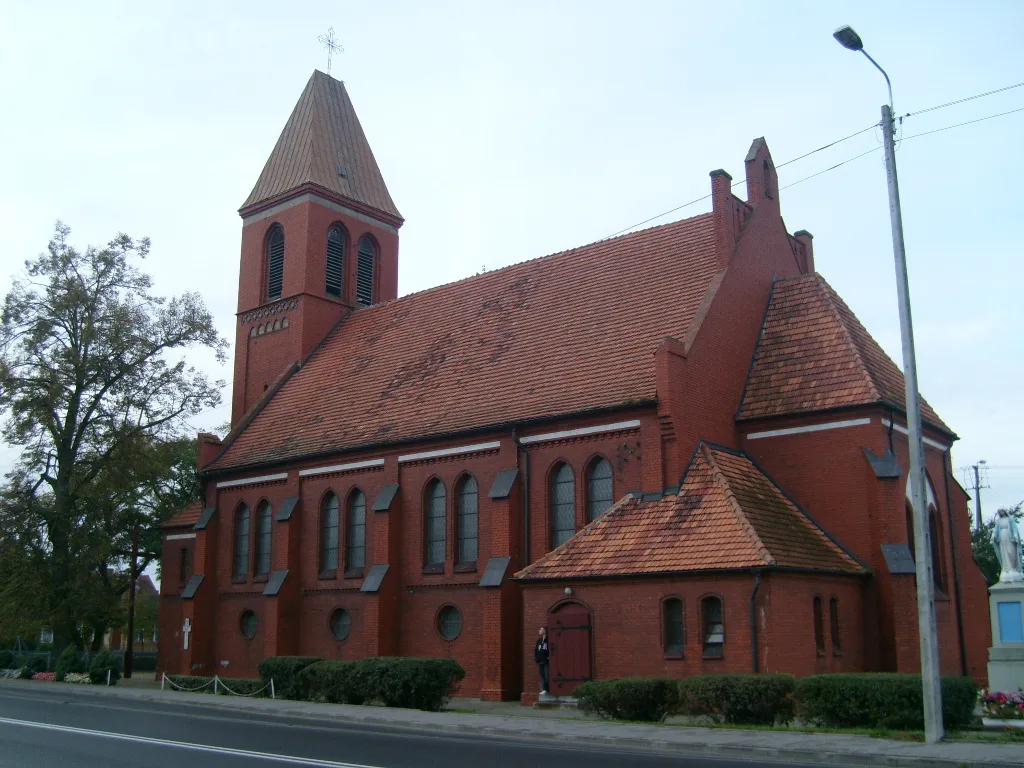 Photo showing: Rynarzewo - dawny kościół ewangelicki, obecnie filialny rzymskokatolicki pw. św. Stanisława Biskupa