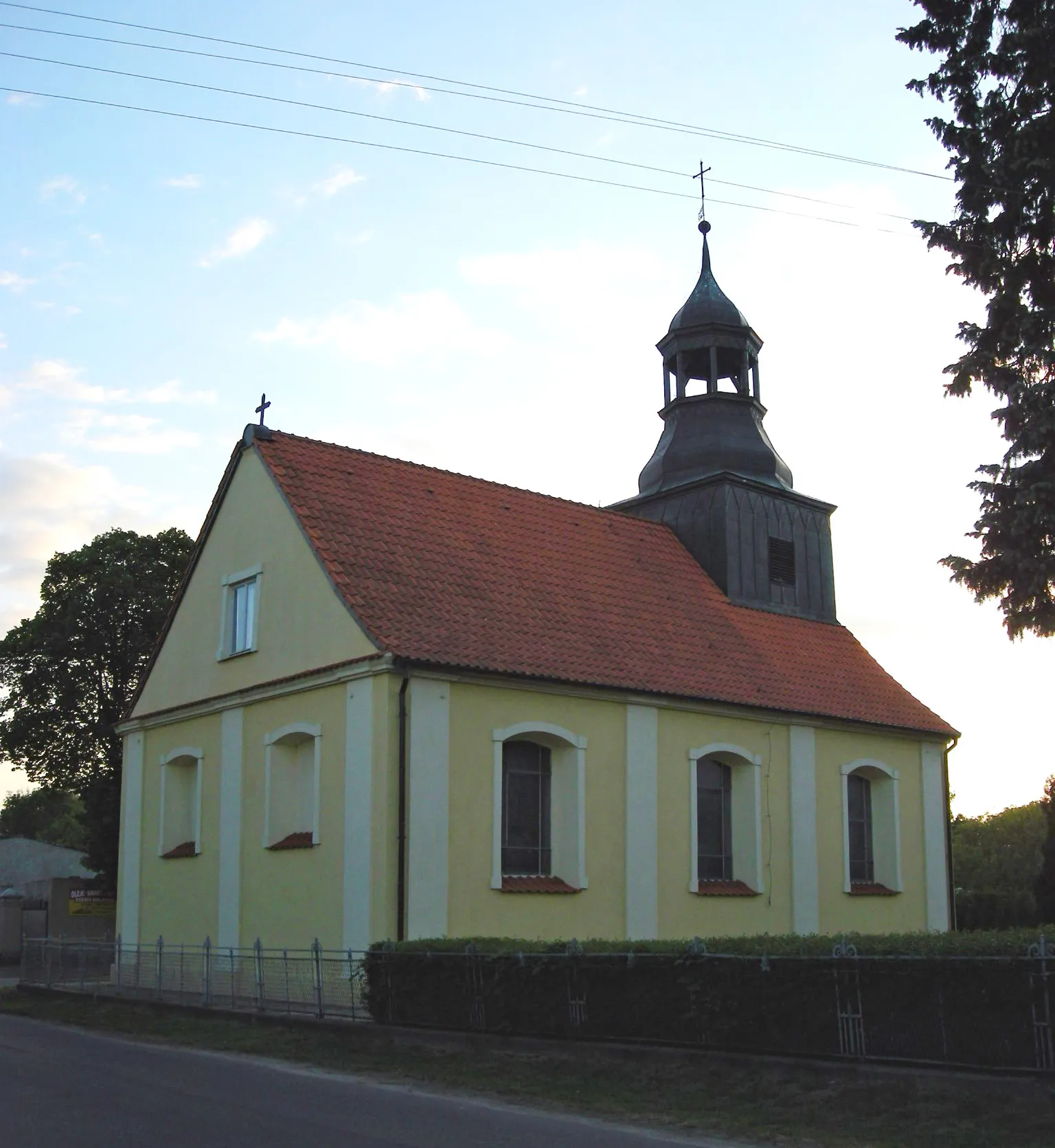 Photo showing: The church in Pęperzyn, Poland.