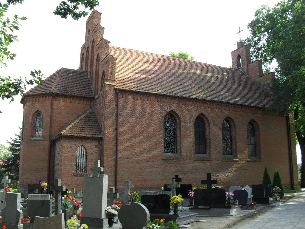 Photo showing: Niewieścin - neogotycki rzymskokatolicki kościół parafialny pw. św. Jakuba, 1866.