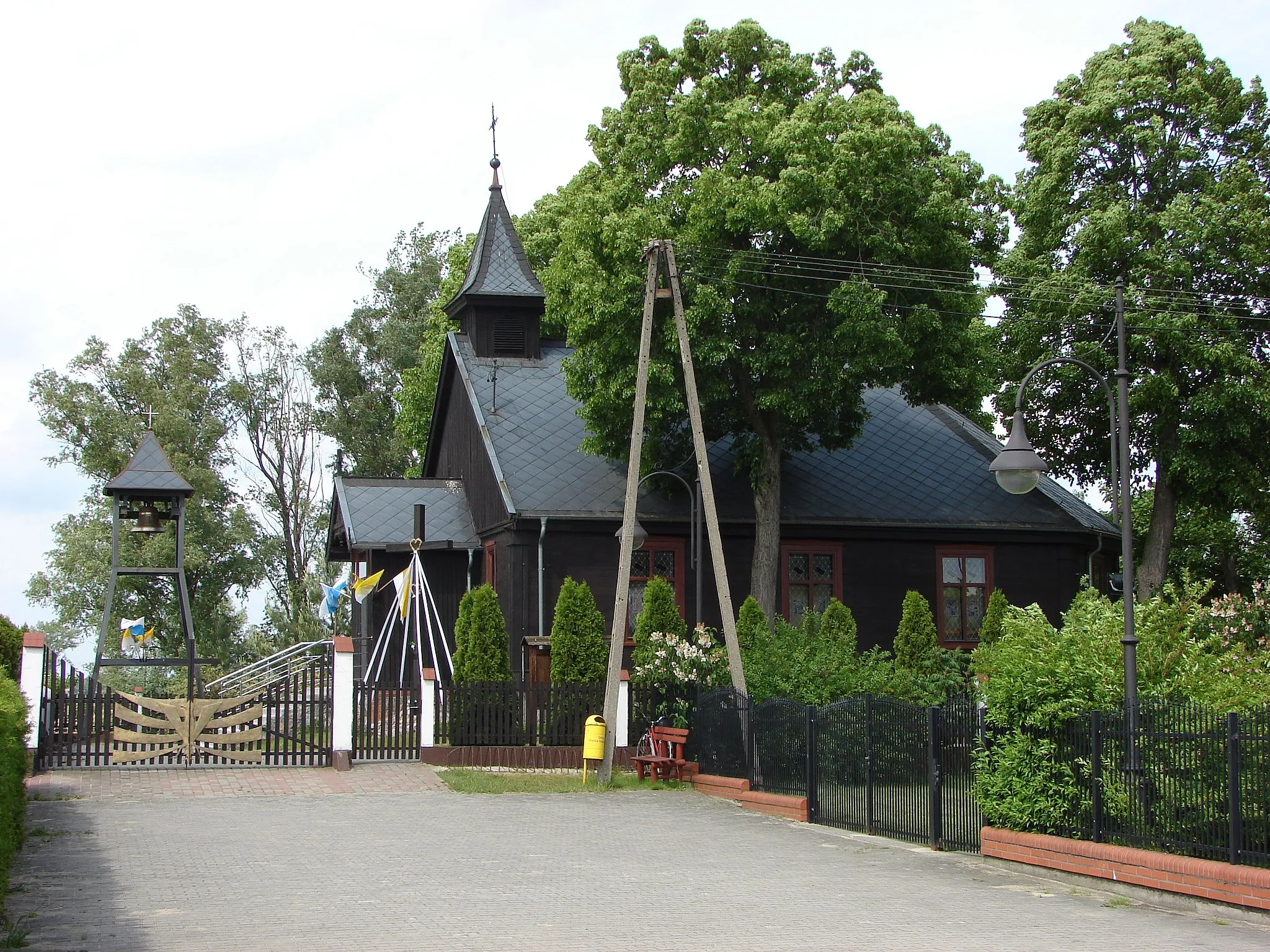 Photo showing: Mała Nieszawka, Toruń County. Post Mennonit church