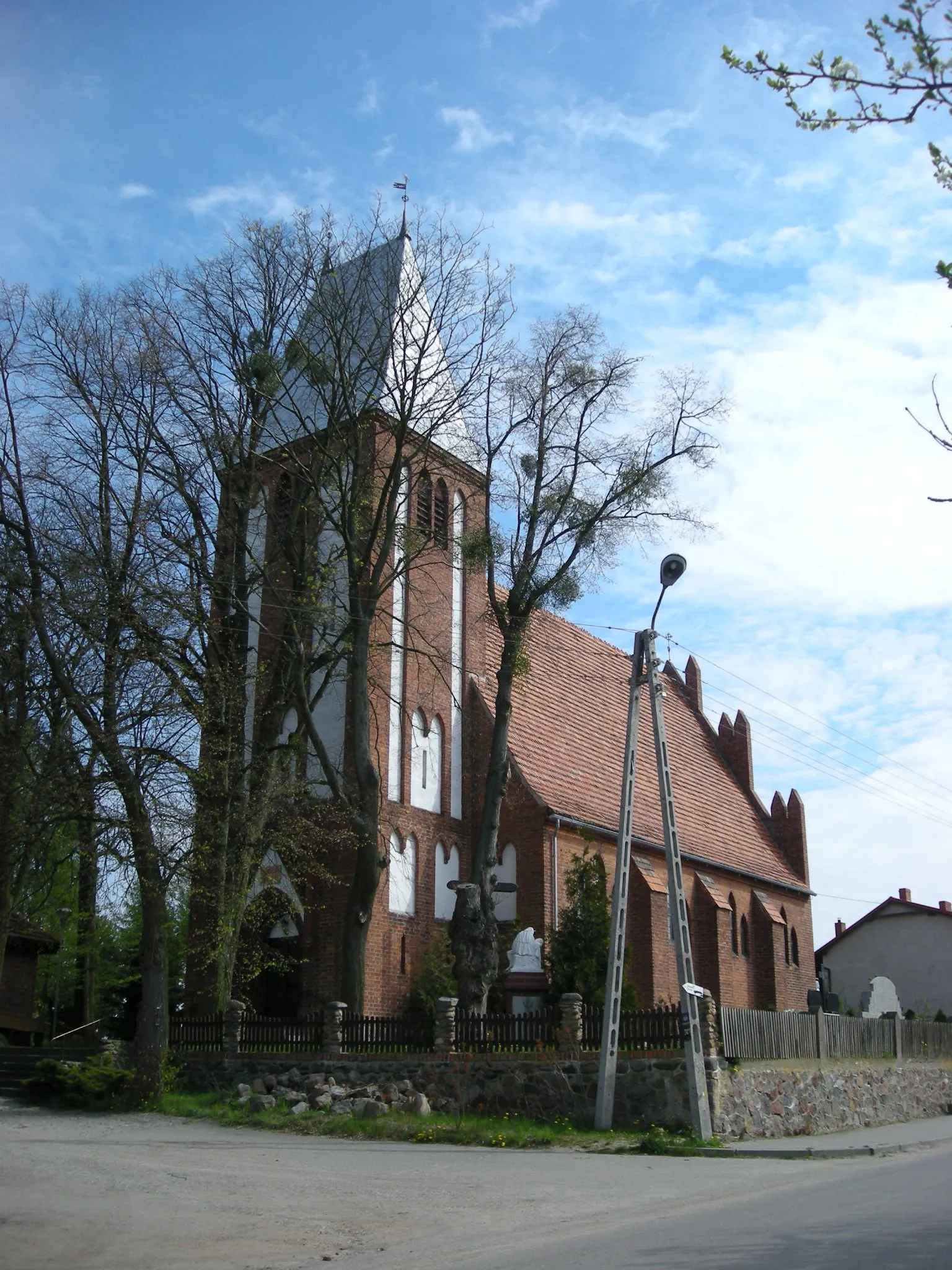 Photo showing: The church in Mszano, Poland.