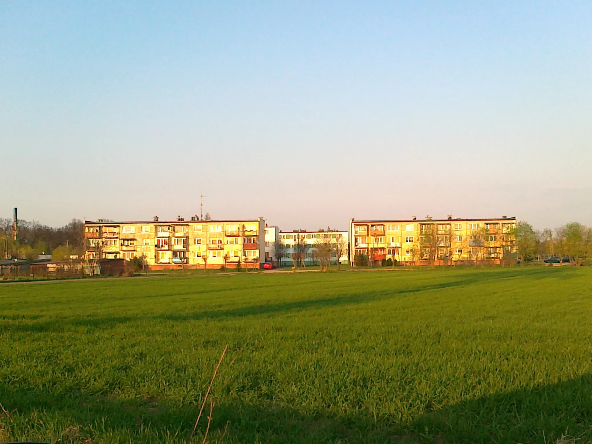 Photo showing: Osiedle mieszkaniowe we wsi Kamienica