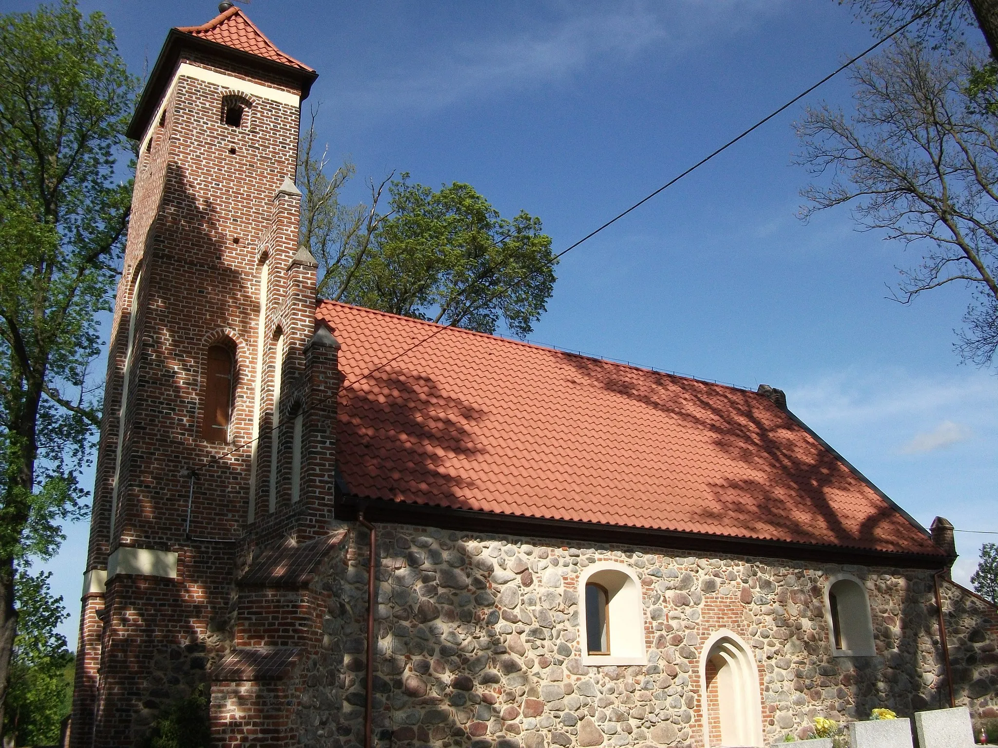 Photo showing: Church in Gubiny Poland