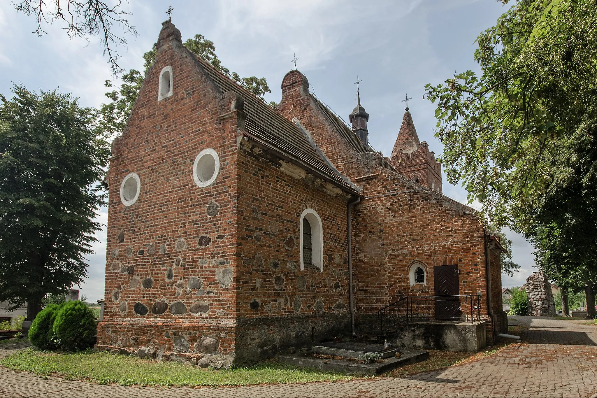 Photo showing: Gronowo, kościół par. p.w. św. Mikołaja,  XIV, XVII/XVIII w.