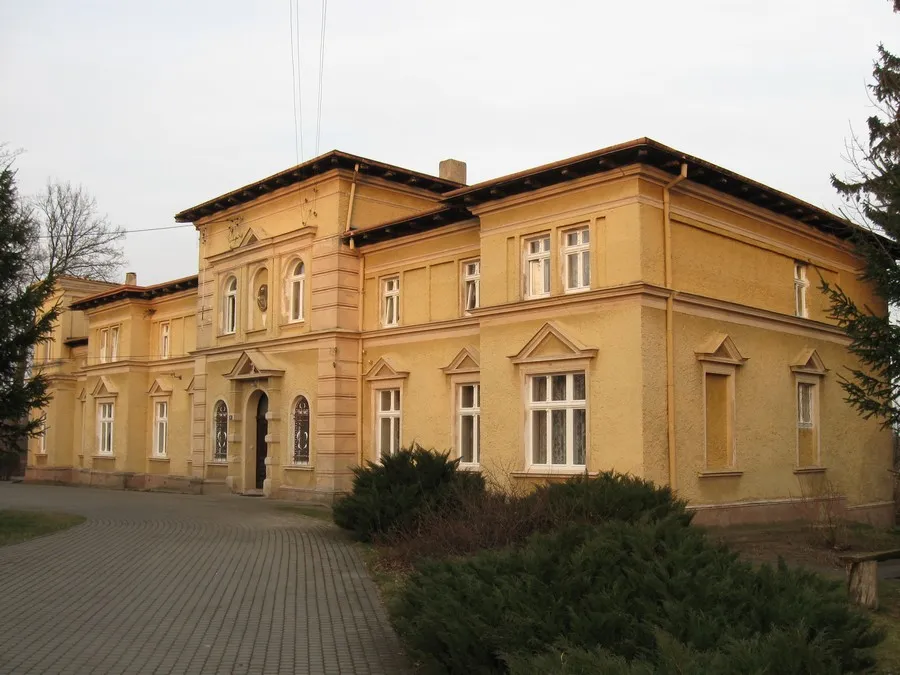 Photo showing: Pałac w Topolnie