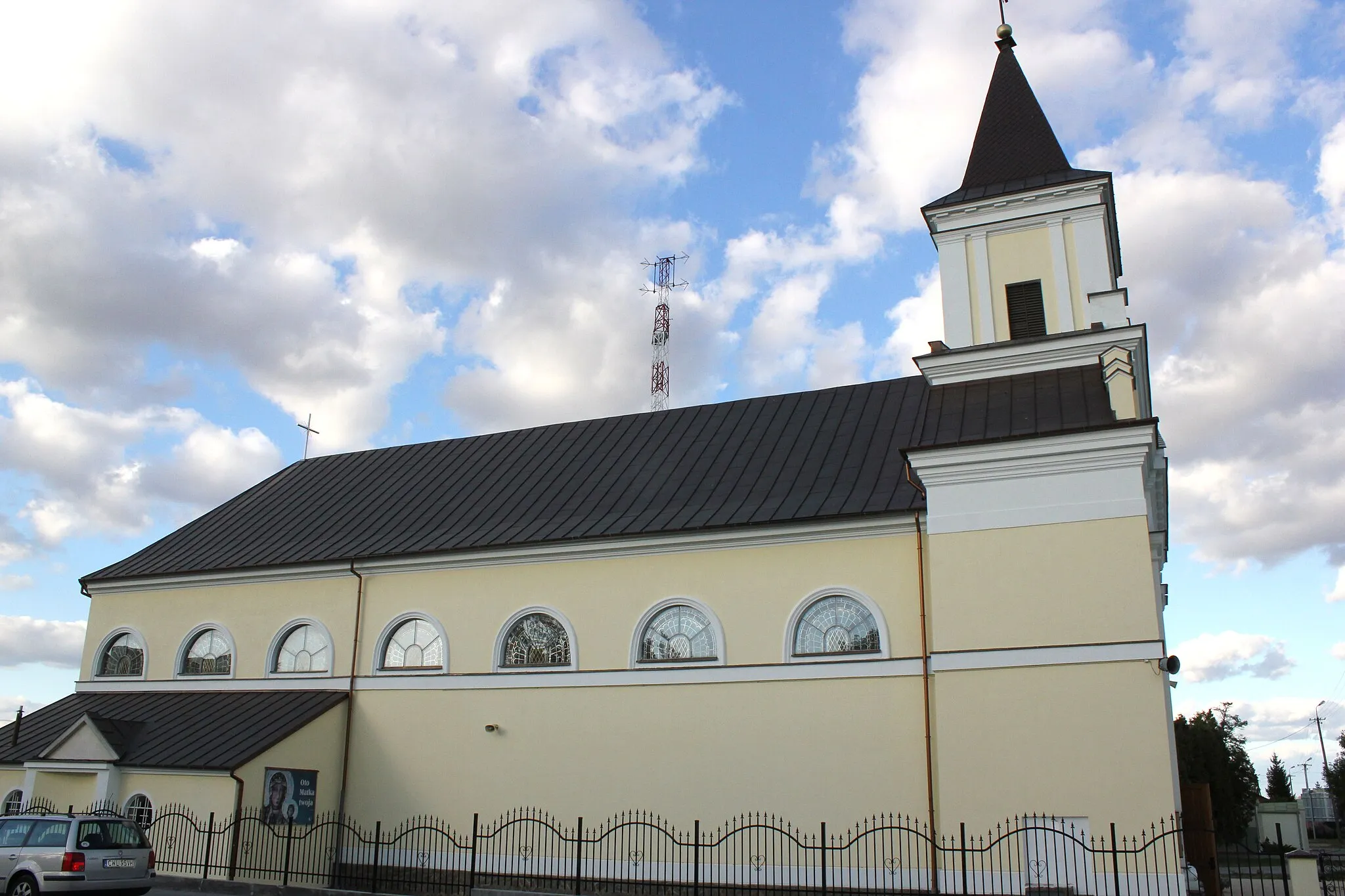 Photo showing: Szpetal Górny - zespół kościoła parafialnego p.w. św. Józefa, 1808-1809: kościół; kostnica; ogrodzenie z bramą