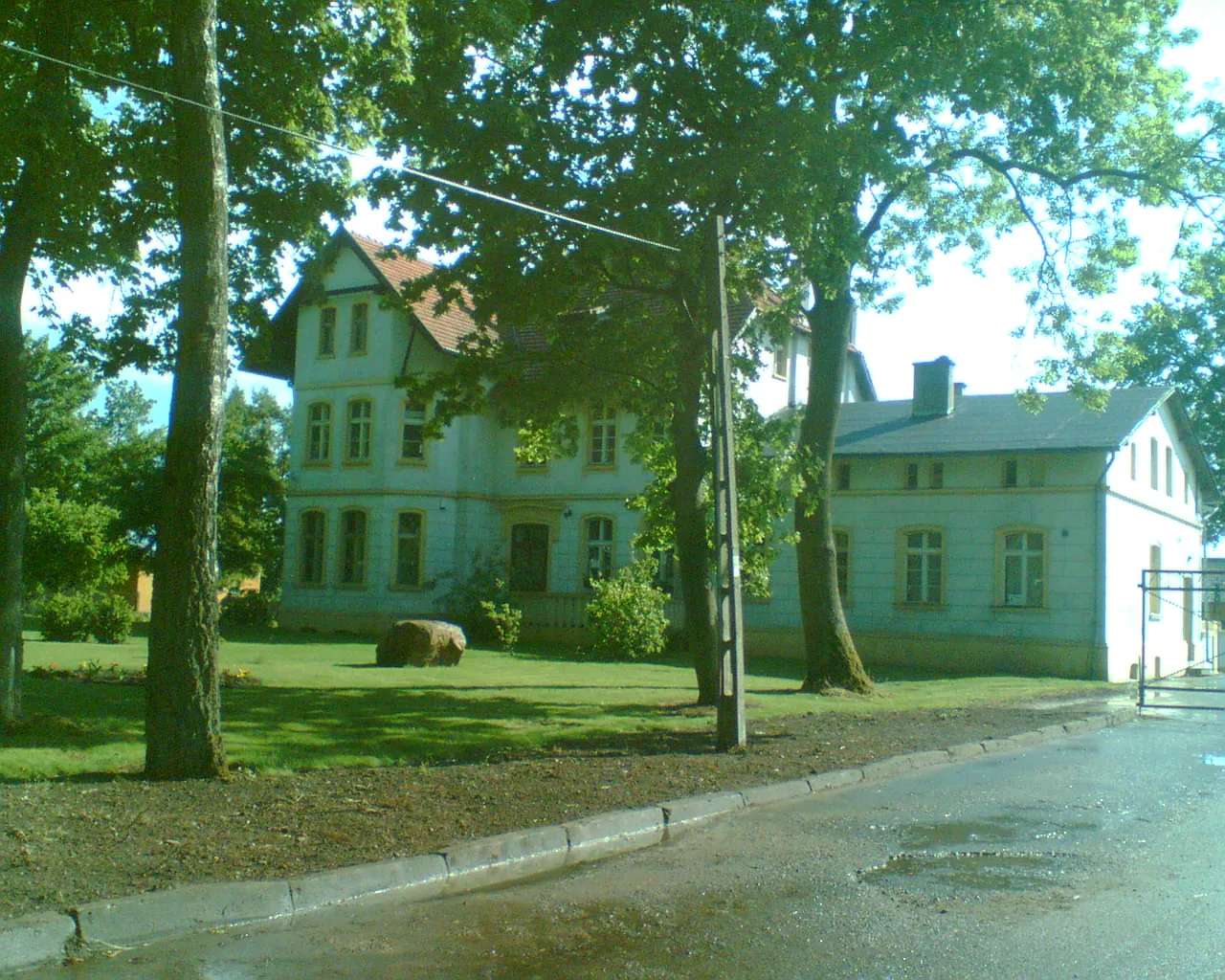 Photo showing: Dworek w Silnie