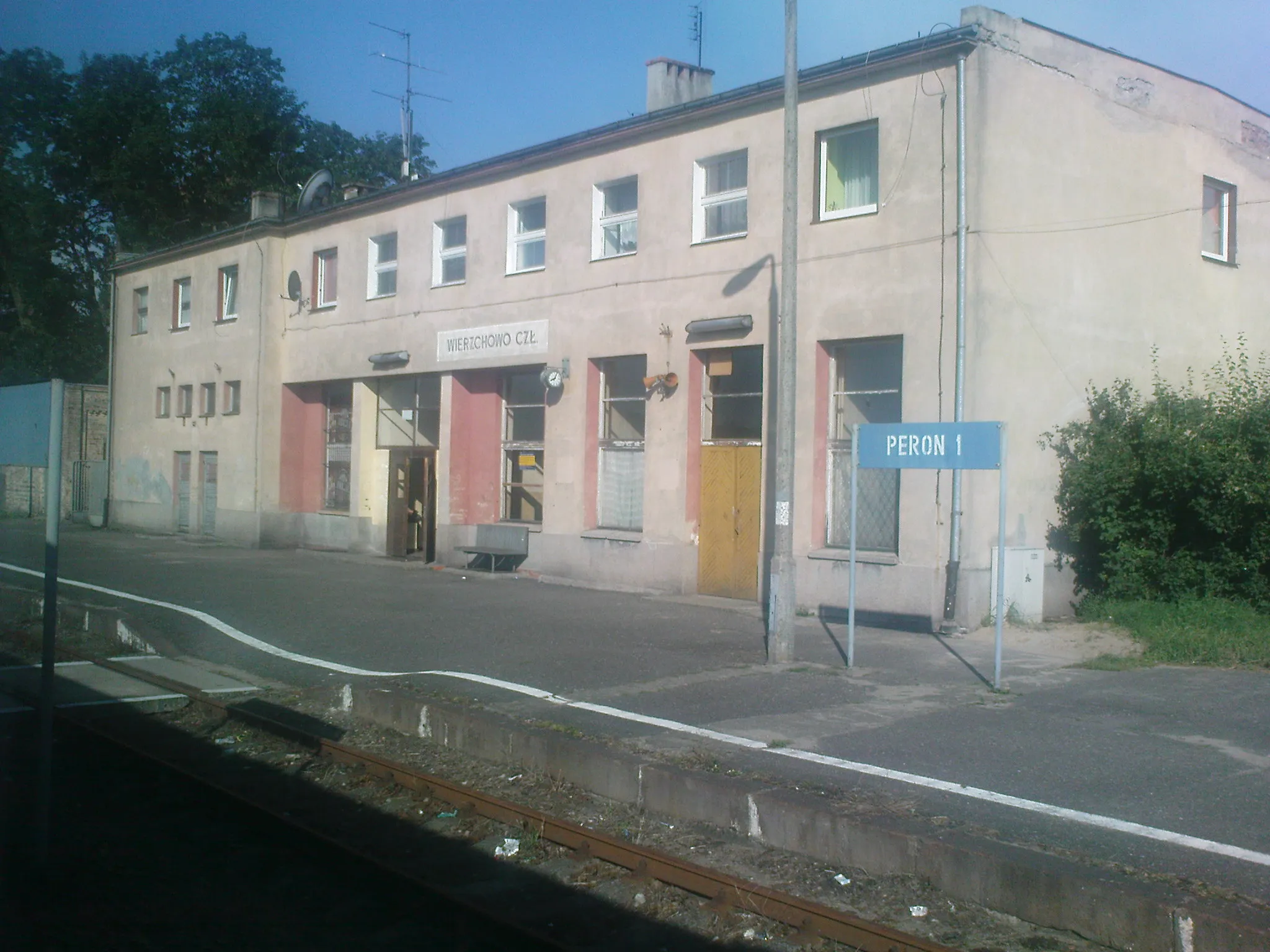 Photo showing: Dworzec kolejowy Wierzchowo Człuchowskie.