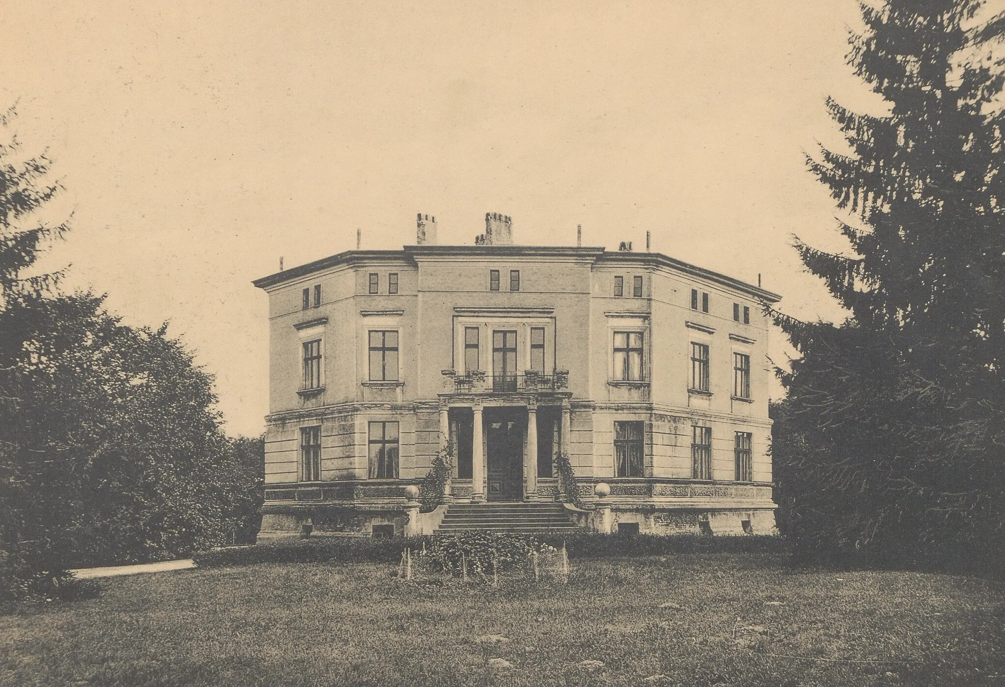 Photo showing: Adres wydawniczy: Poznań : L. Durczykiewicz w Czempiniu, 1912 (Poznań : "Praca") Opis fizyczny: 42 s., [121] s. fot. ; 36 cm