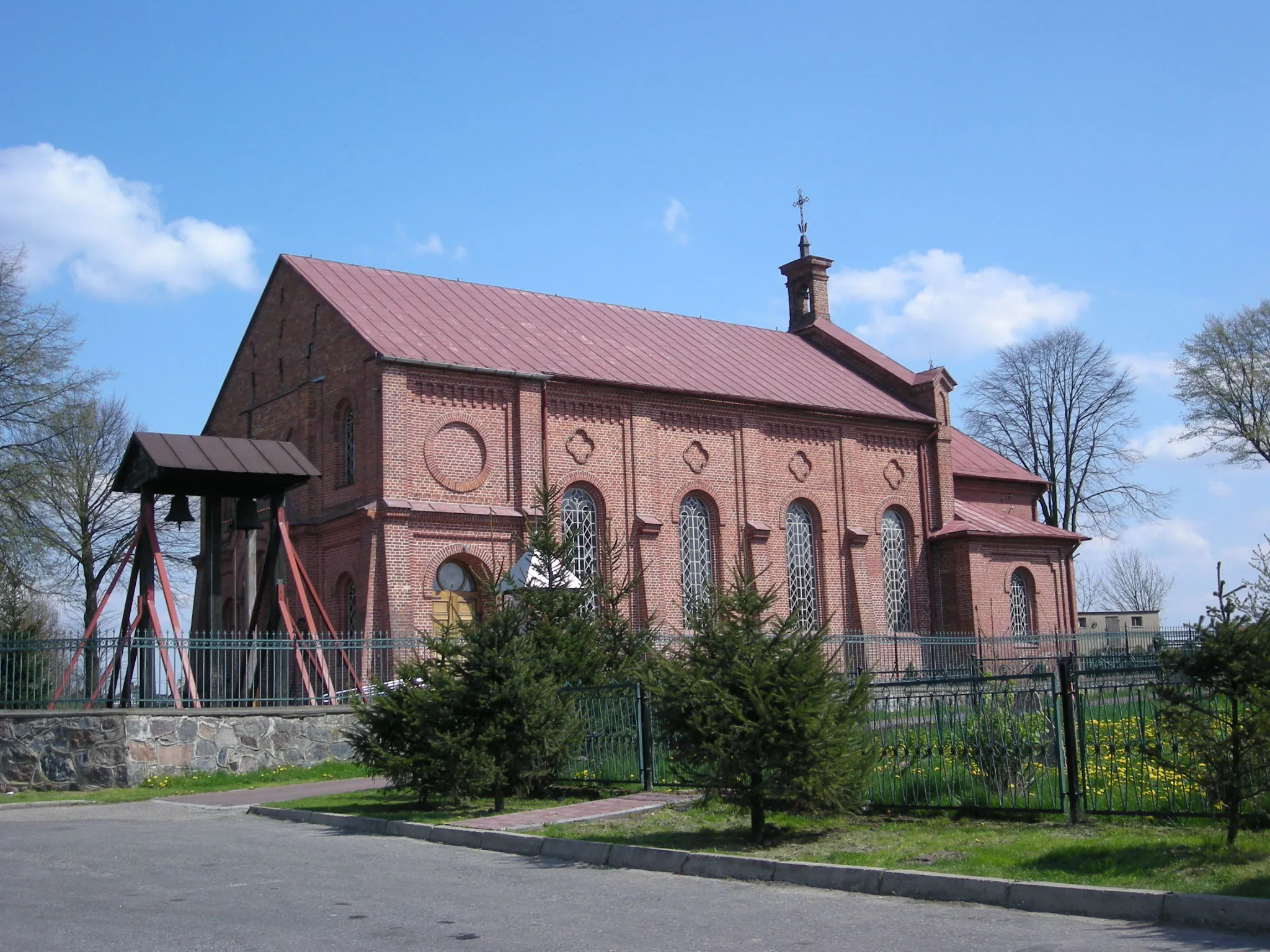 Photo showing: Saint Lawrence church in Dobrzejewice, Poland.
